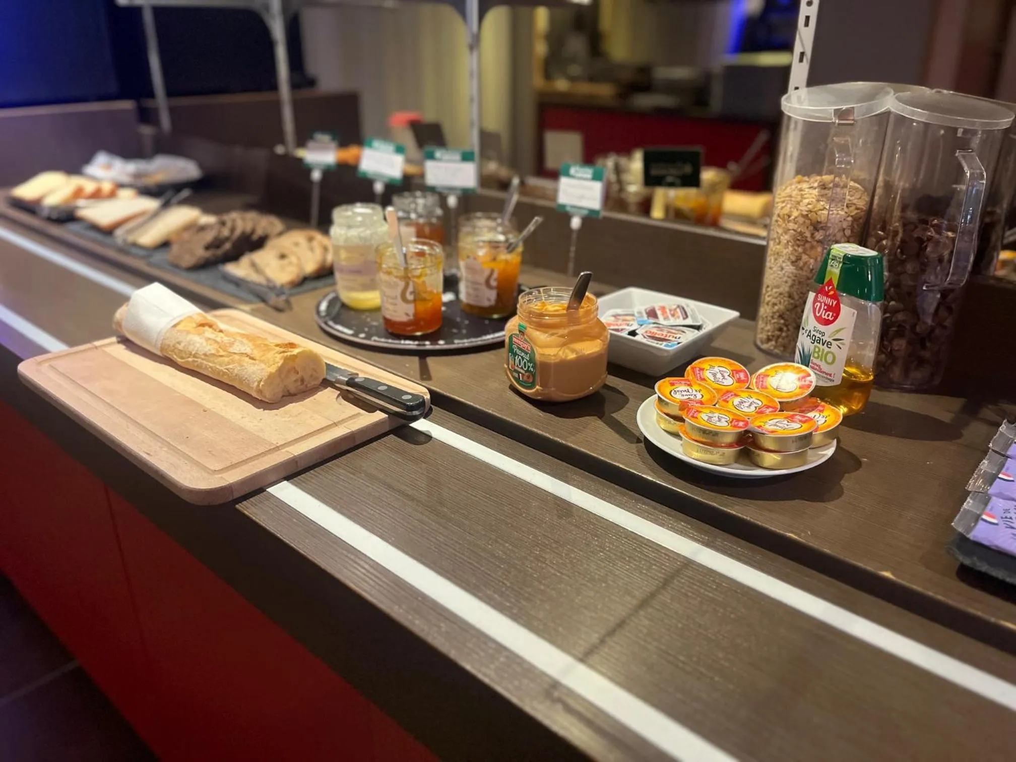 Brit Hotel Confort Montauban