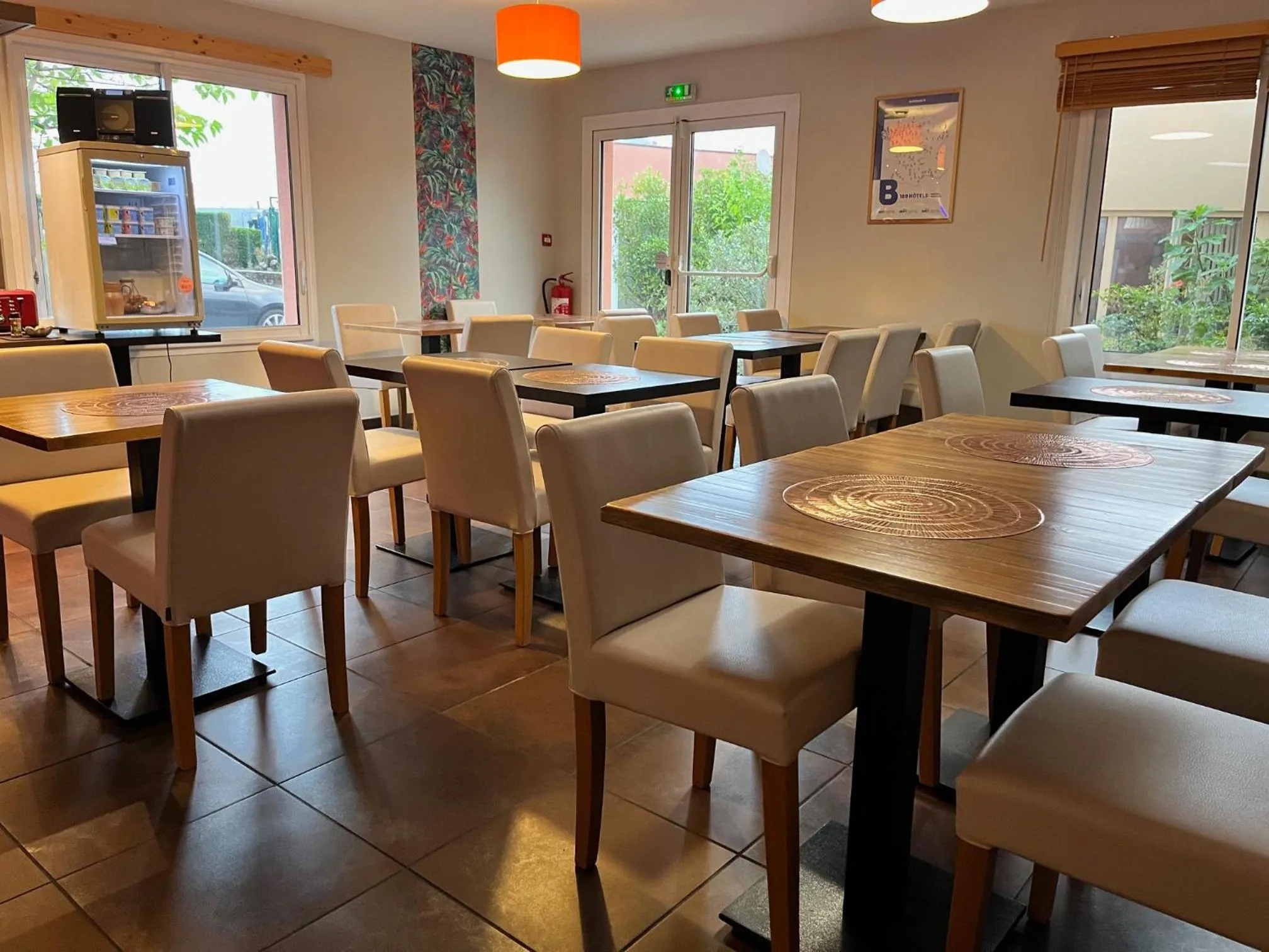 Breakfast in Brit Hotel Confort Montauban