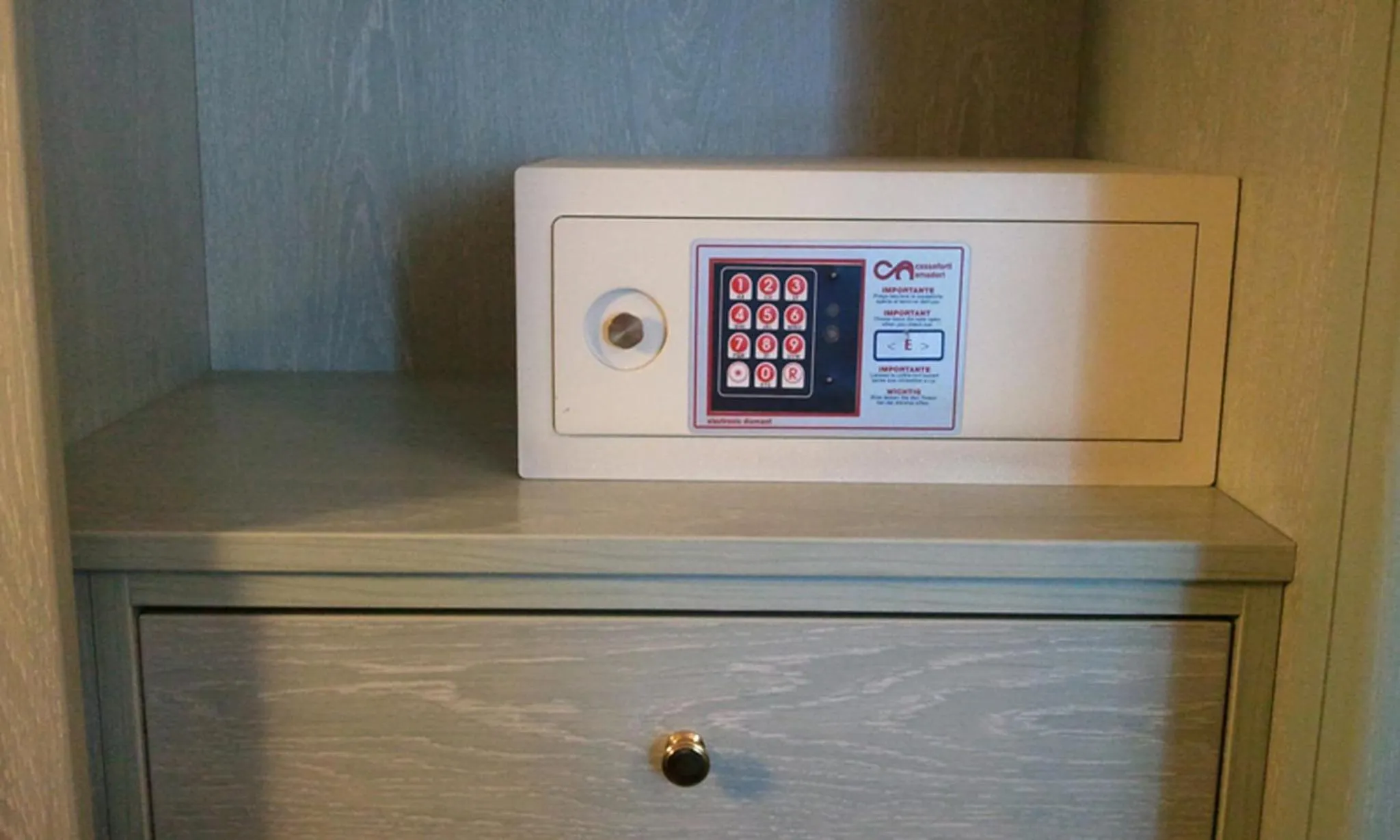 TV and multimedia in Hotel Europa Milano