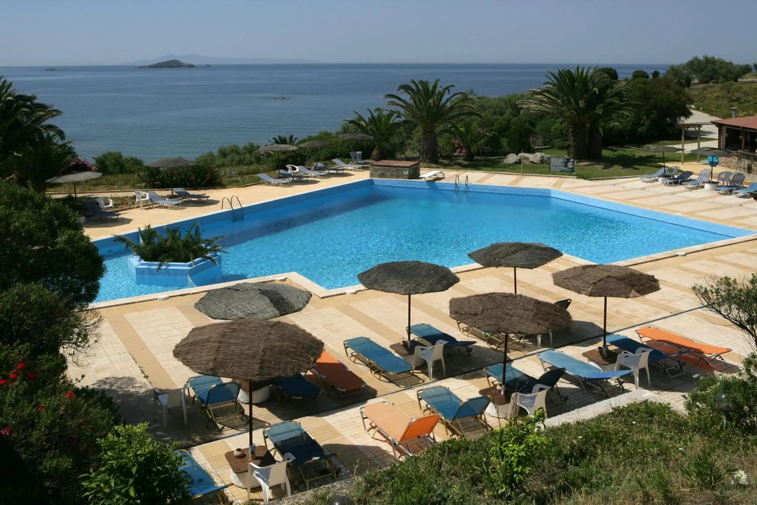 Swimming pool in Andros Holiday Hotel Swimming pool in Andros Holiday Hotel
