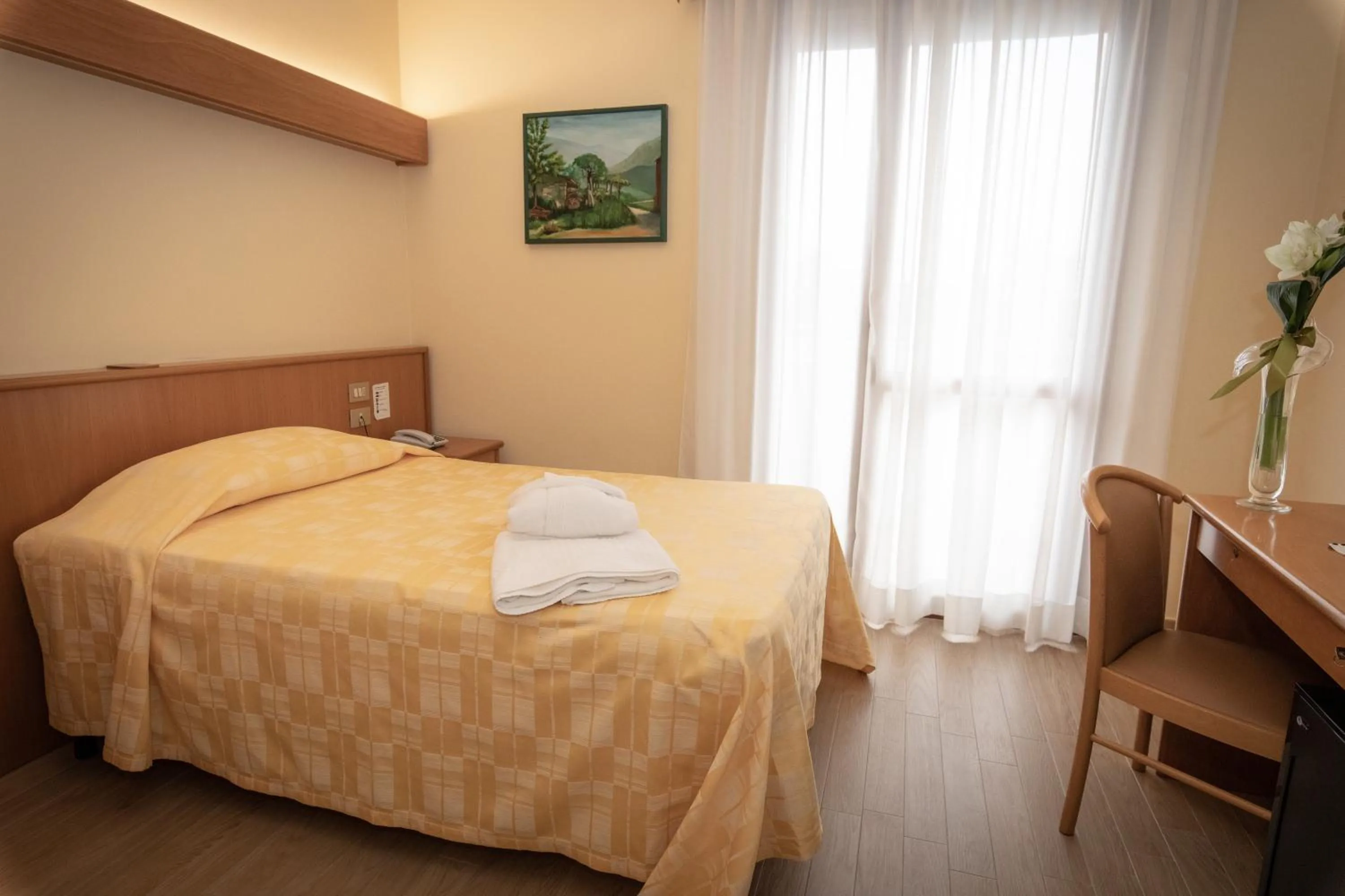 Photo of the whole room, Bed in Hotel Terme Vena D'Oro