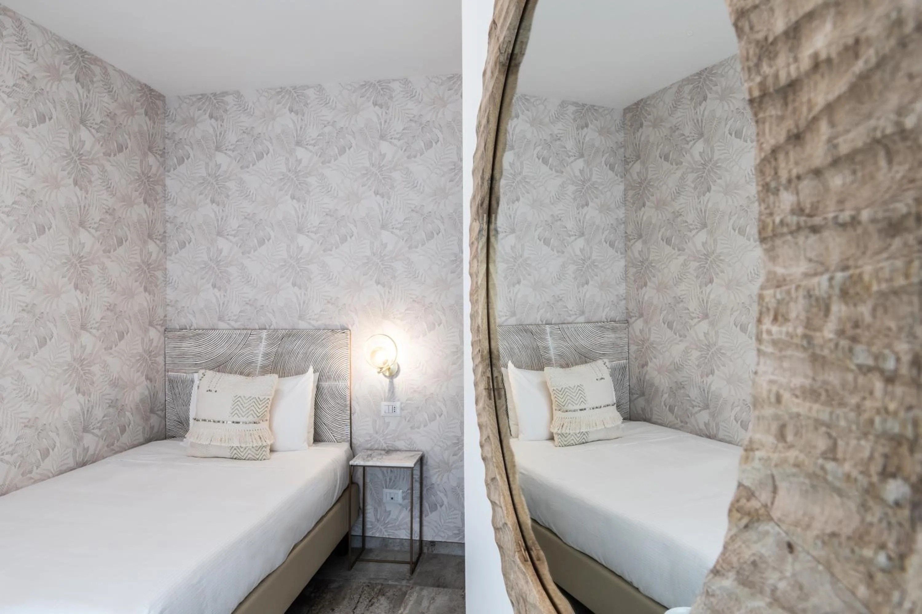 Bedroom, Bed in Hotel Brennero