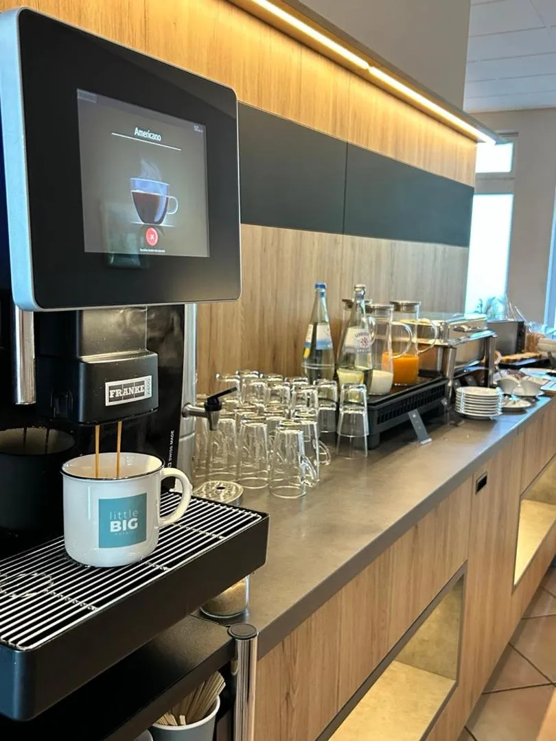 Buffet breakfast in Das Copnic Berlin