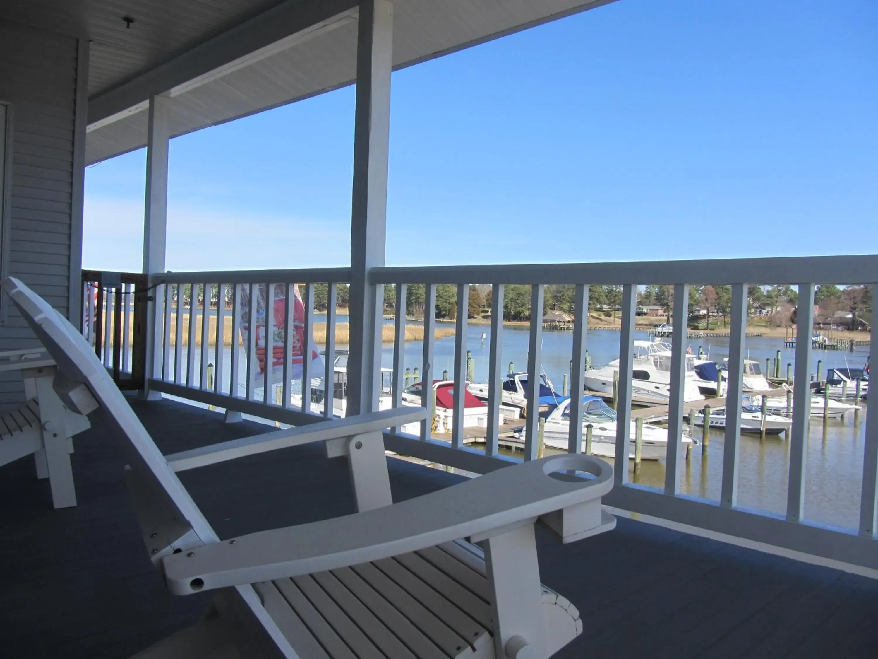 Day in Smithfield Station Day in Smithfield Station