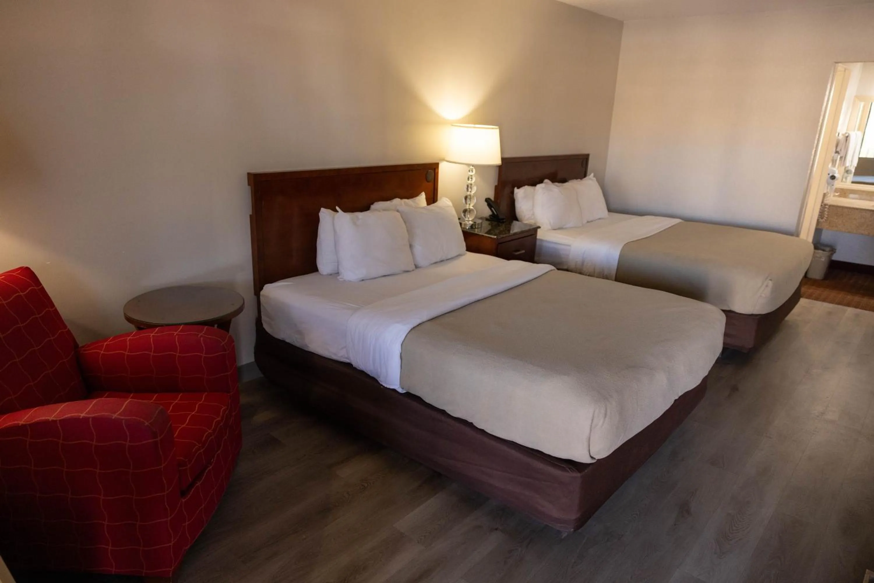 Bed in Quality Inn & Suites Lake Havasu City