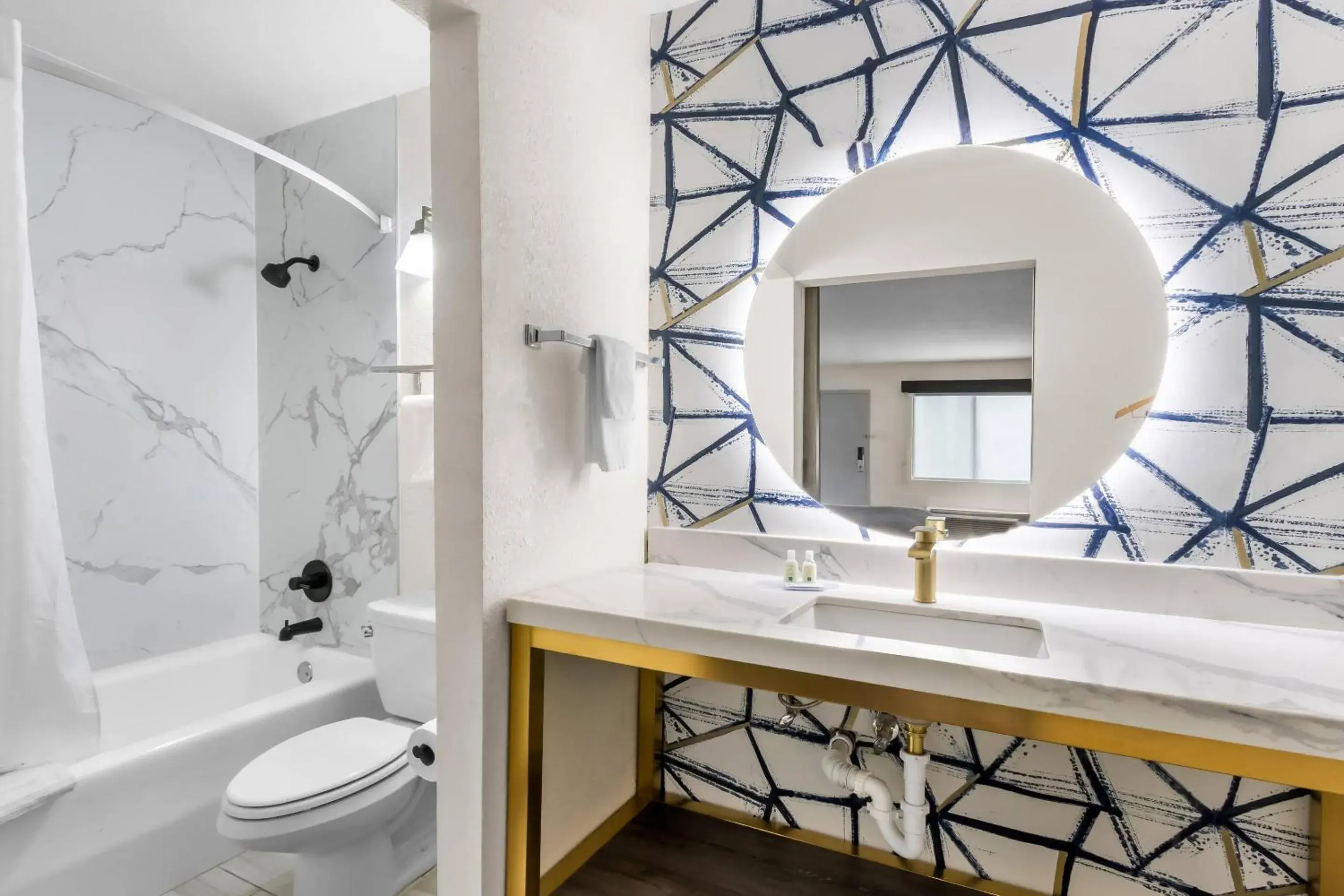 Bedroom in Quality Inn & Suites Lake Havasu City Bedroom in Quality Inn & Suites Lake Havasu City