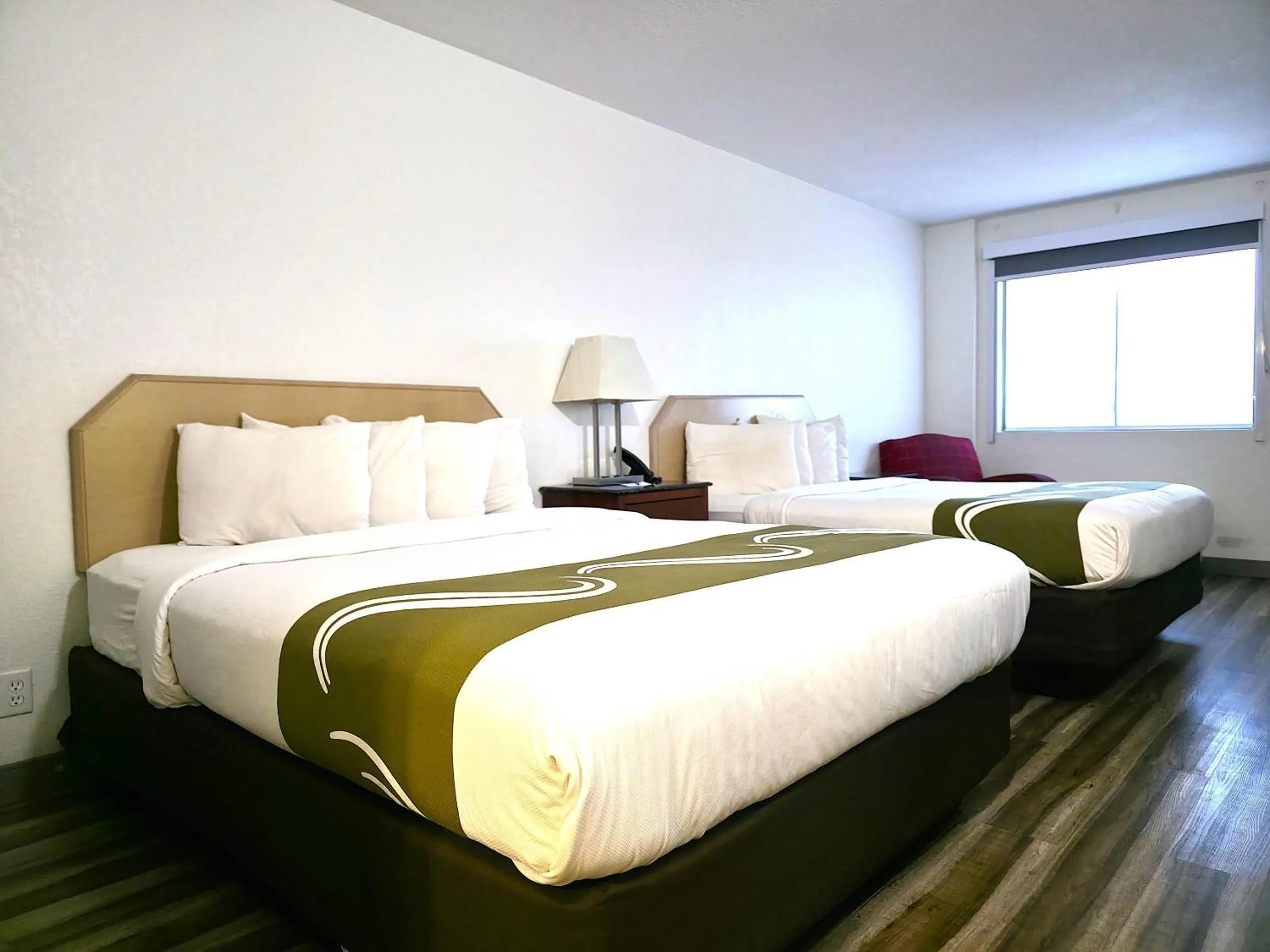 Bedroom, Bed in Quality Inn & Suites Lake Havasu City