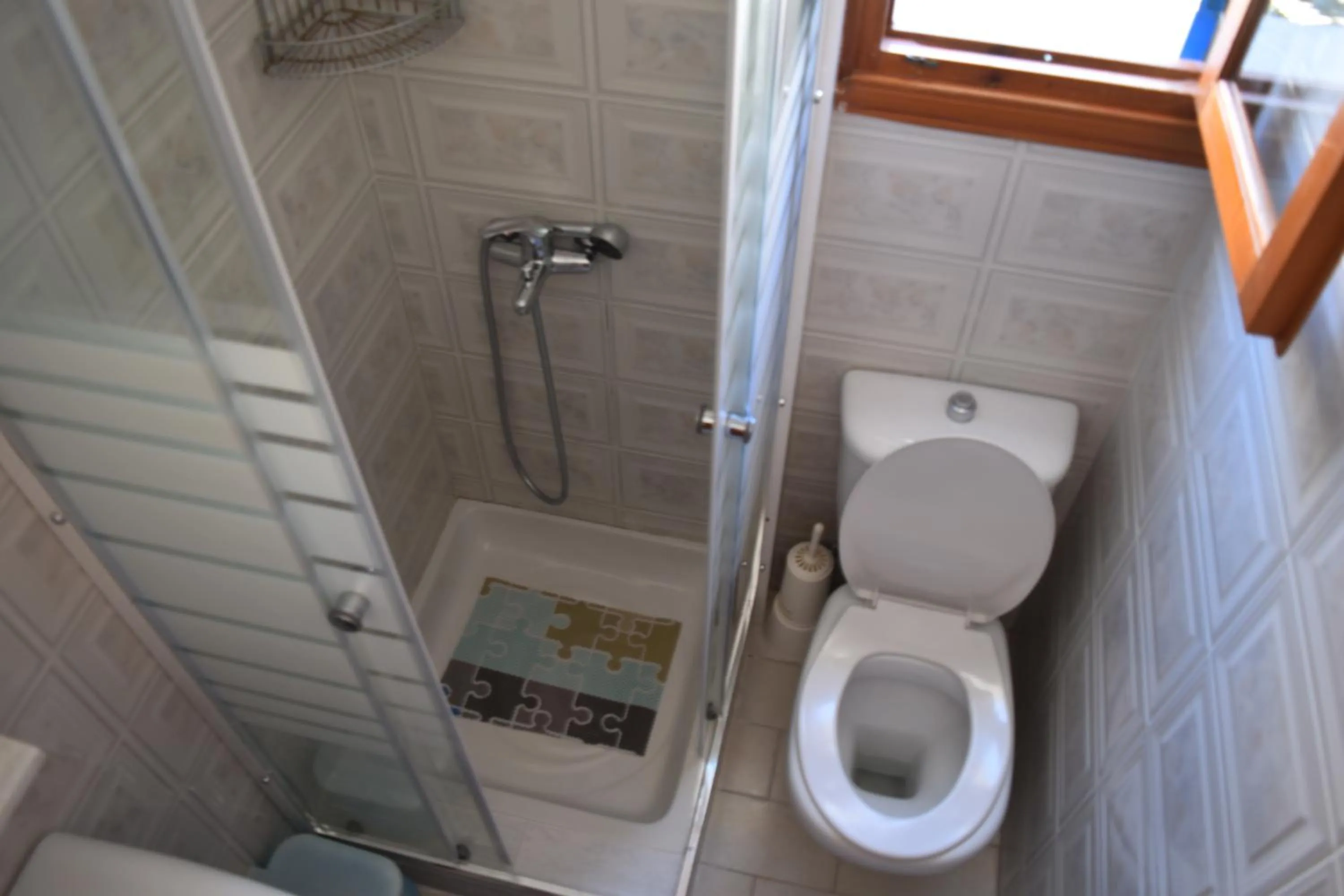 Bathroom in Arhontiko Hotel