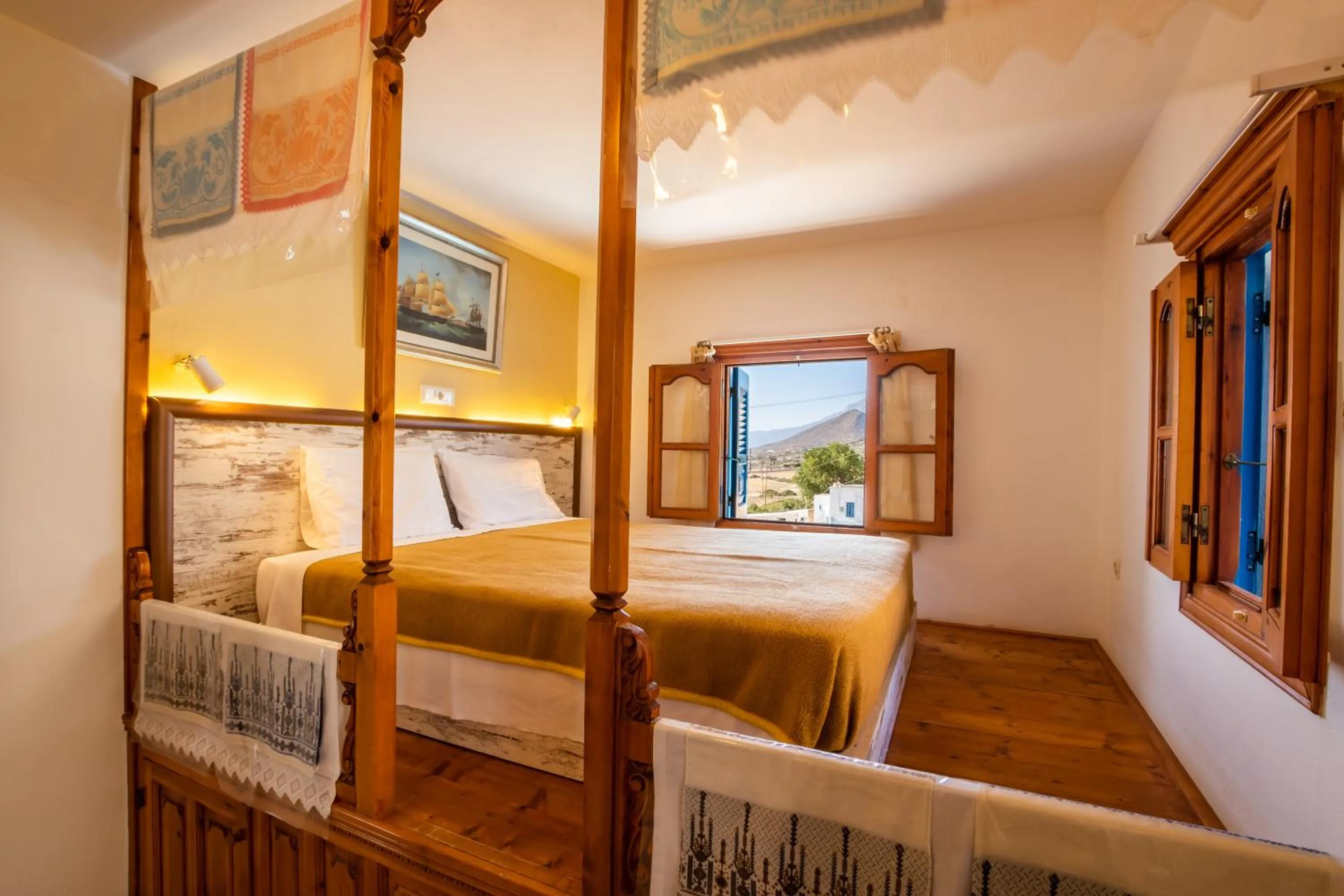 Bed in Arhontiko Hotel