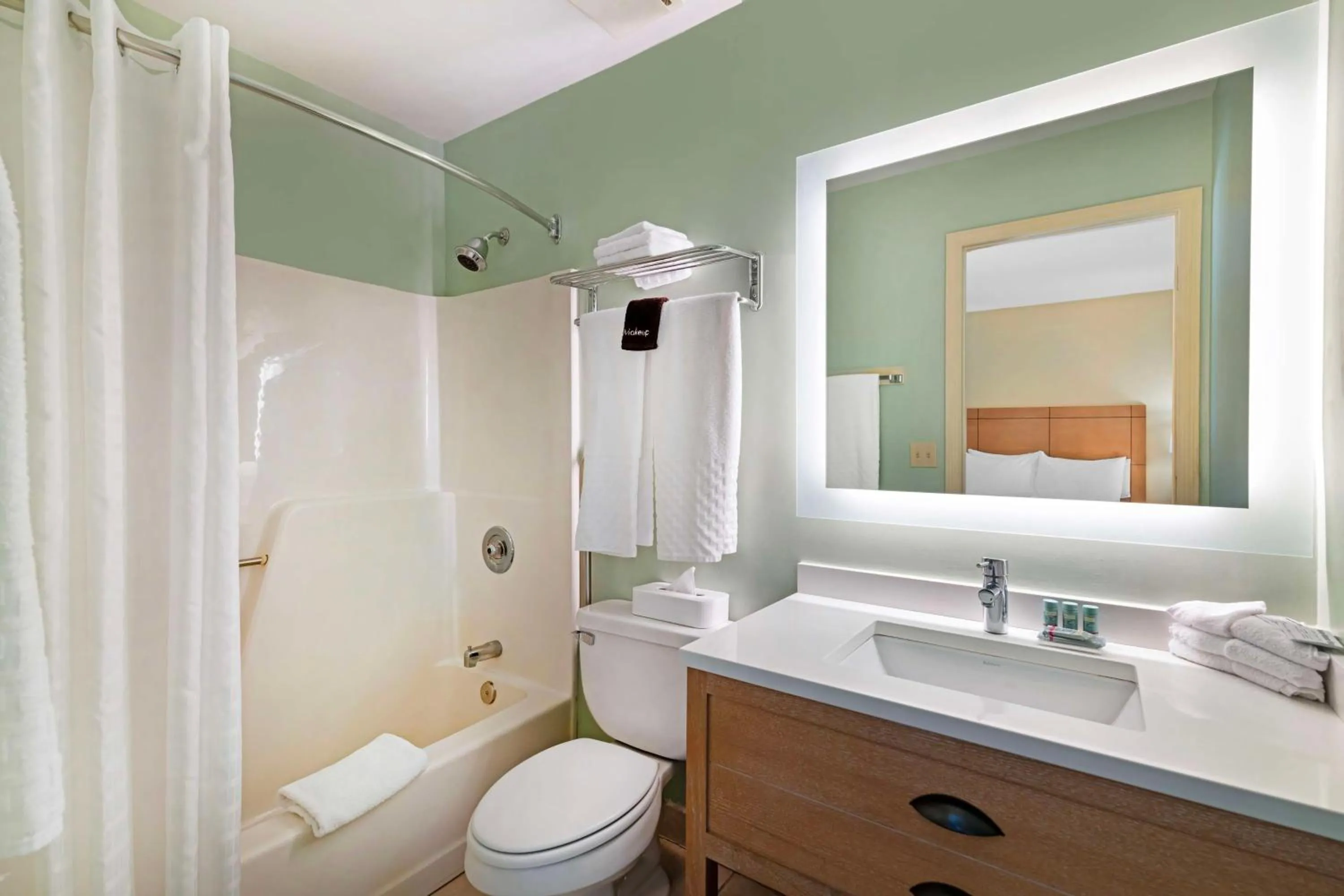 Bathroom in Best Western Inn & Suites Rutland-Killington