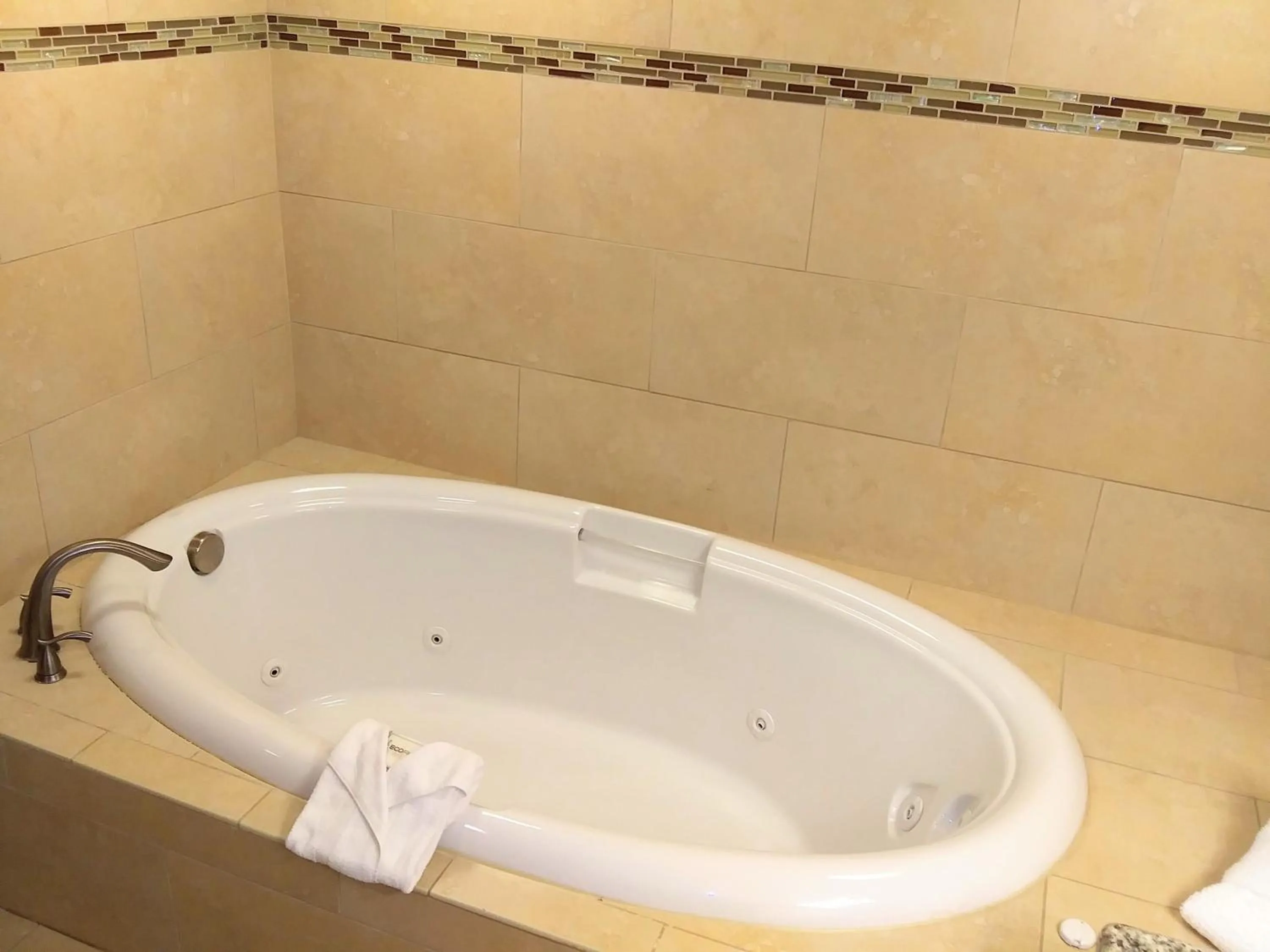 Hot Tub in Grand Lake & Lifetime of Vacations Resorts