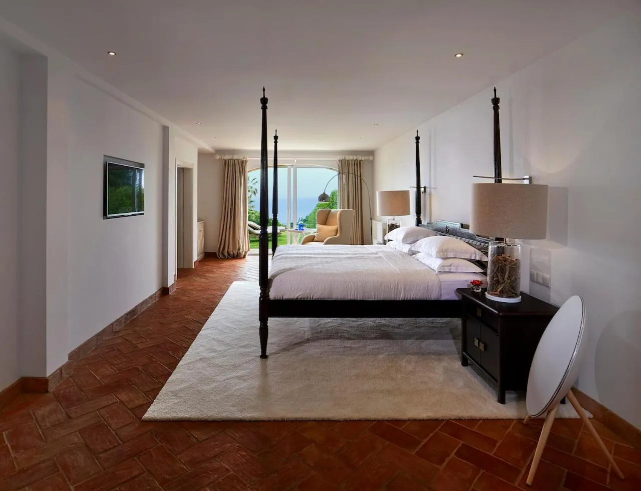 Shower, Bed in Vila Joya