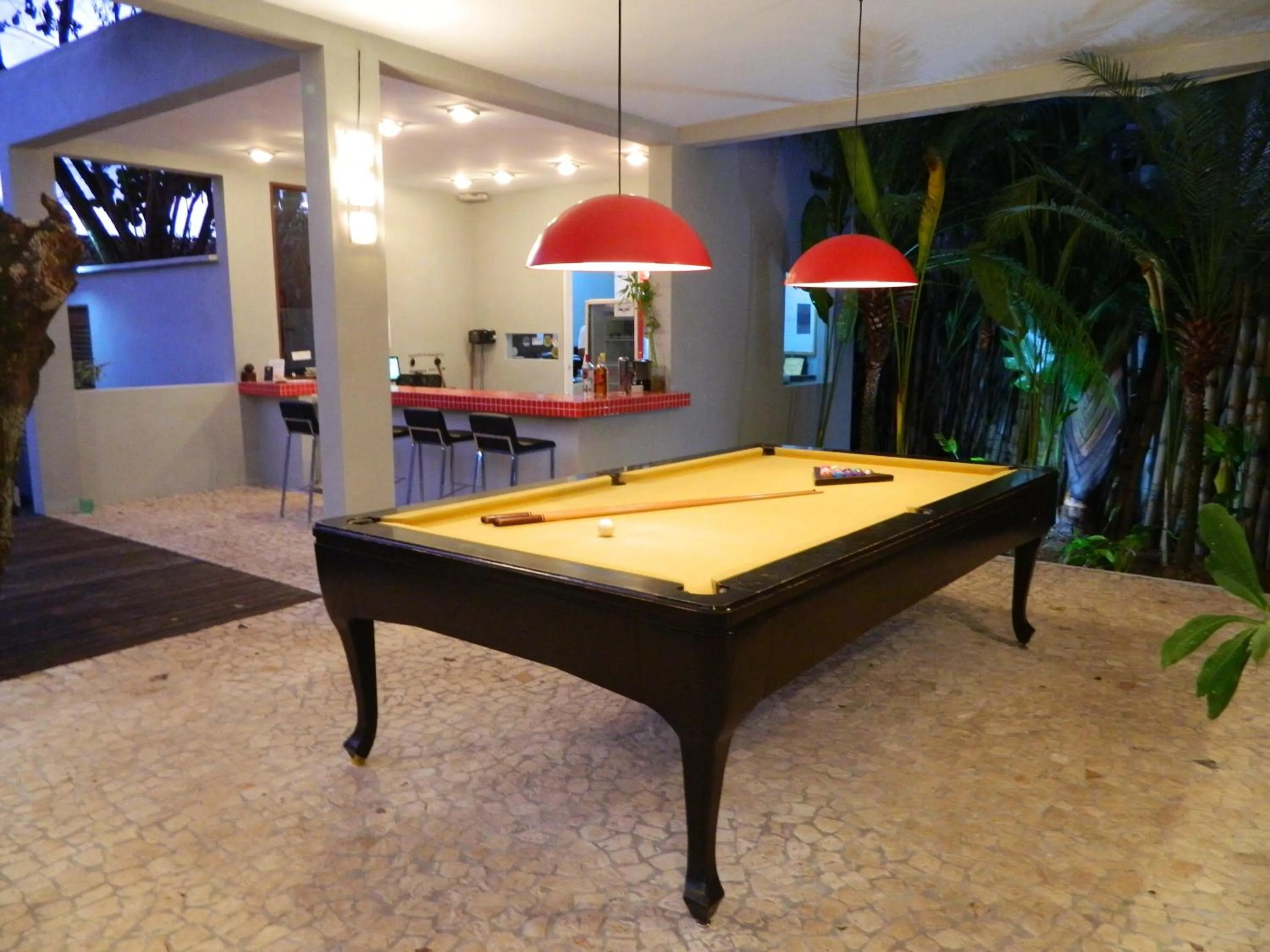 Billiard in Villa dos Graffitis Pousada