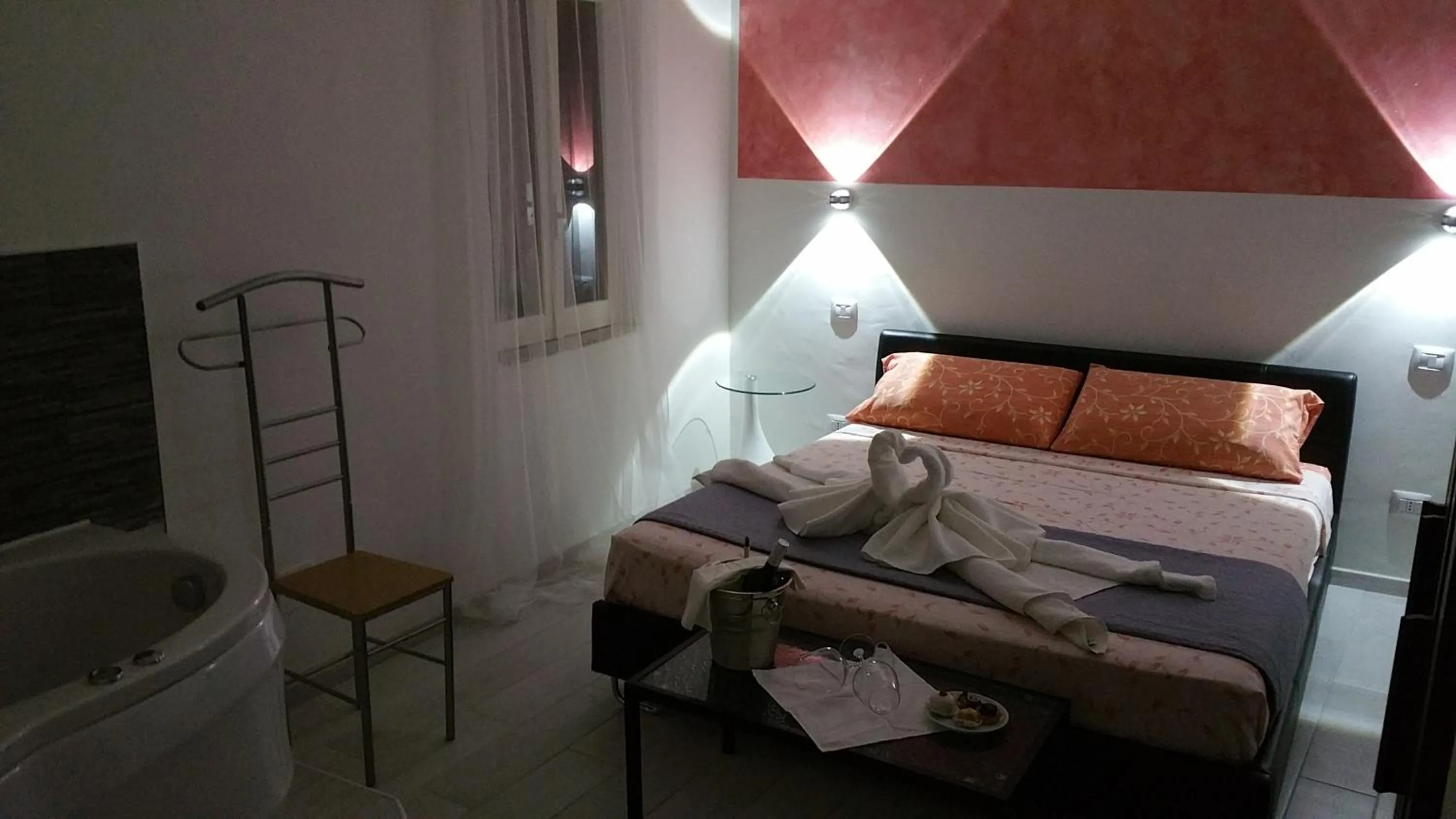 Hot Tub, Bed in A due passi dal Mare