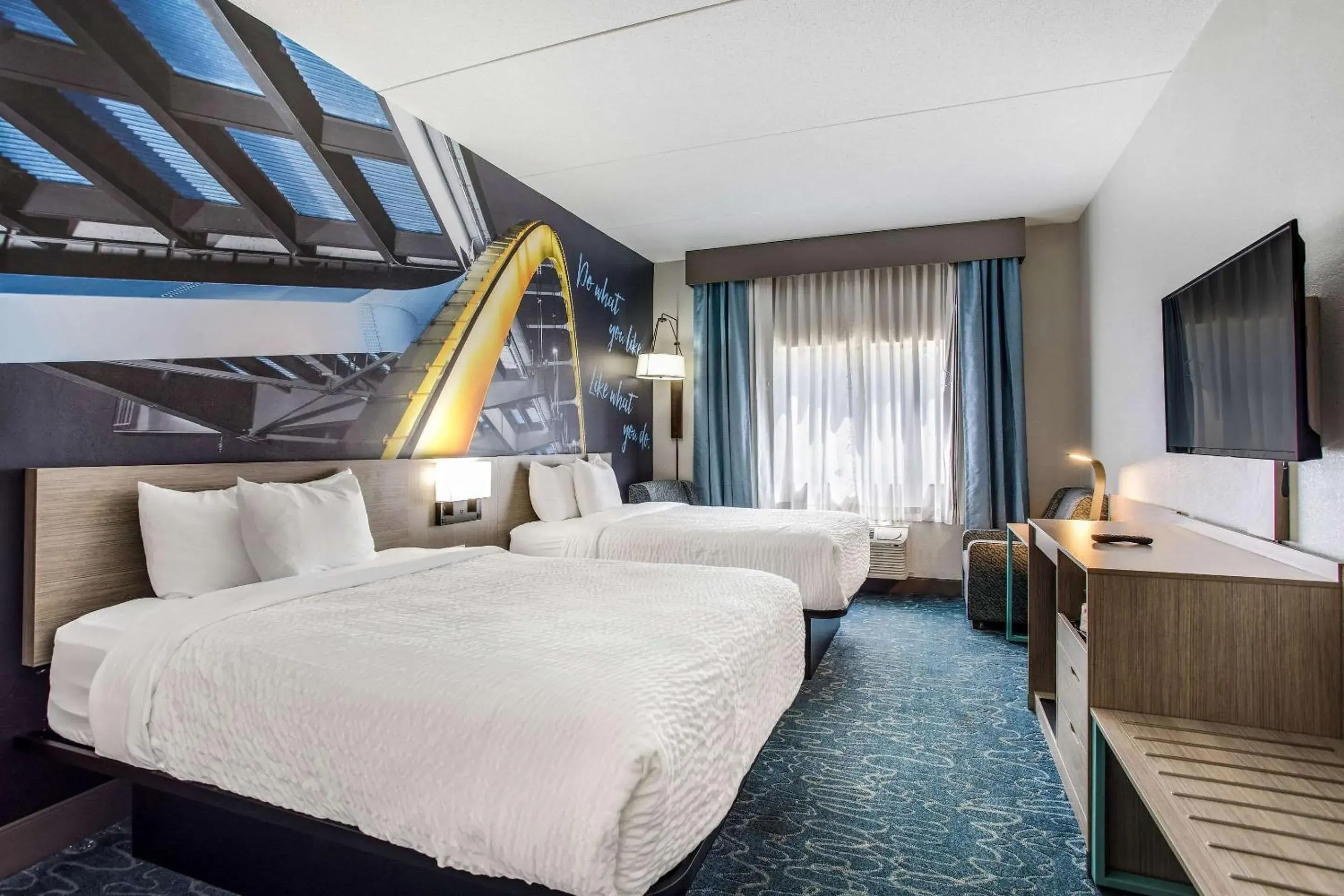 Bedroom, Bed in Clarion Pointe Franklin - Nashville Area Bedroom, Bed in Clarion Pointe Franklin - Nashville Area