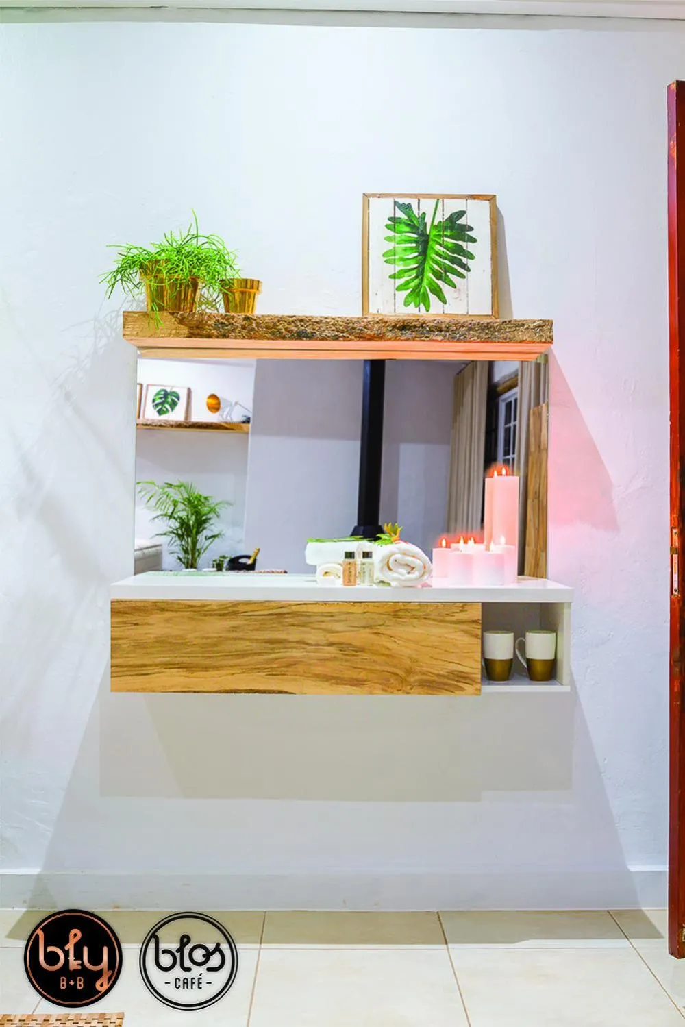 Decorative detail in Bly B&B