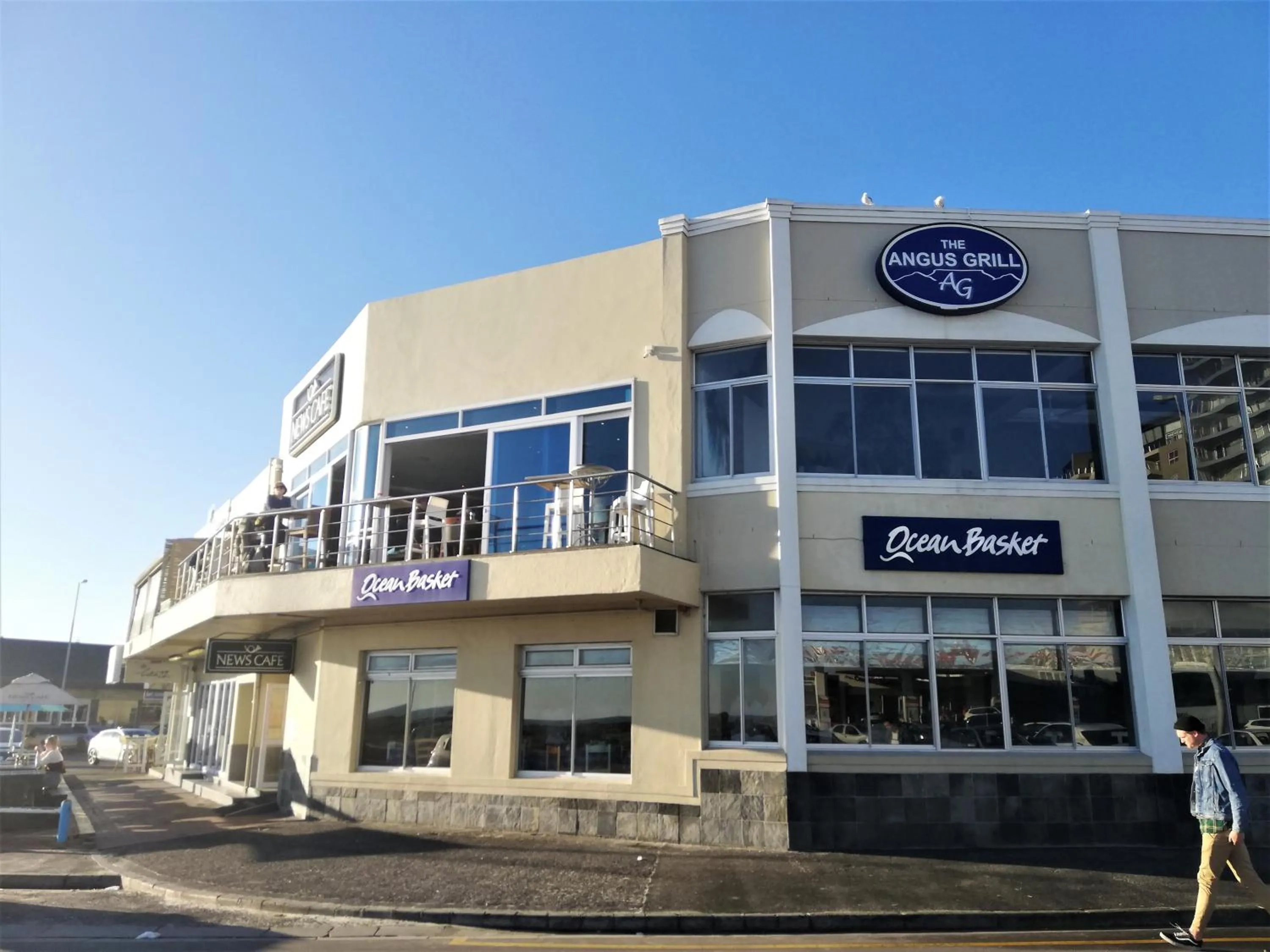 Restaurant/places to eat in Dolphin Inn Blouberg