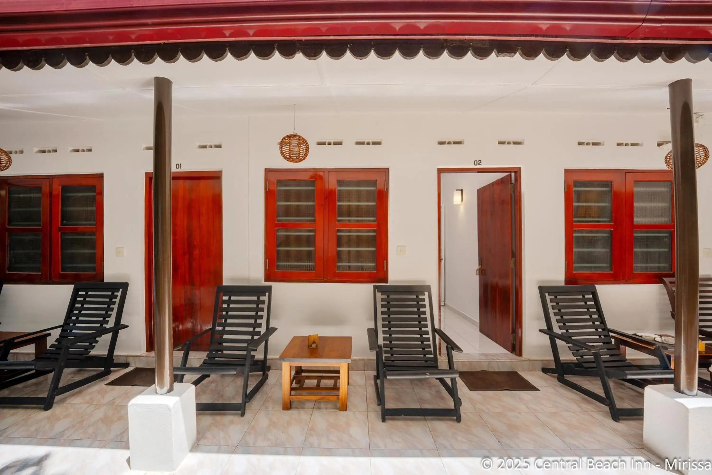 Budget Double Room in Central Beach Inn Budget Double Room in Central Beach Inn