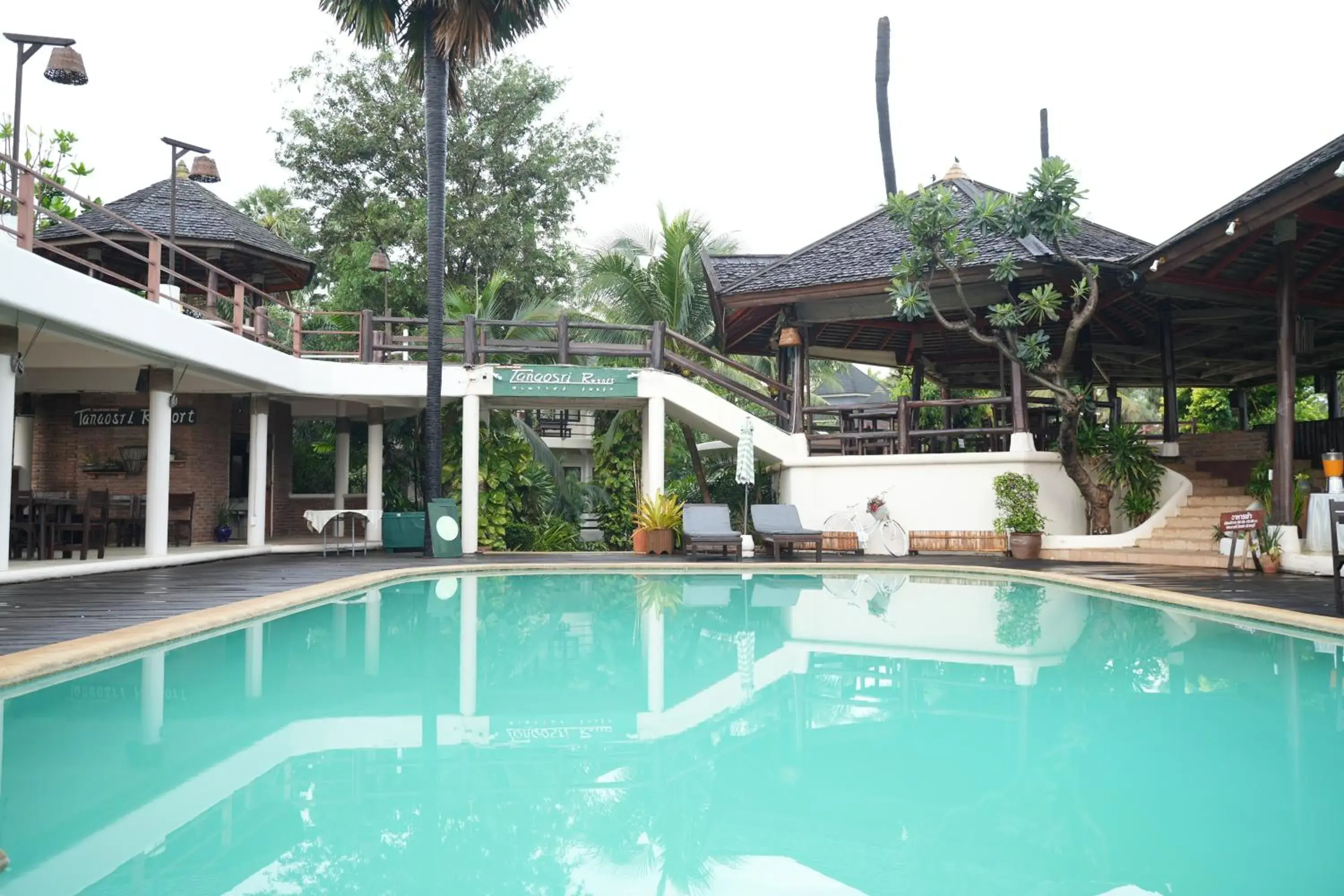 Restaurant/places to eat in Tanaosri Resort Pranburi Restaurant/places to eat in Tanaosri Resort Pranburi