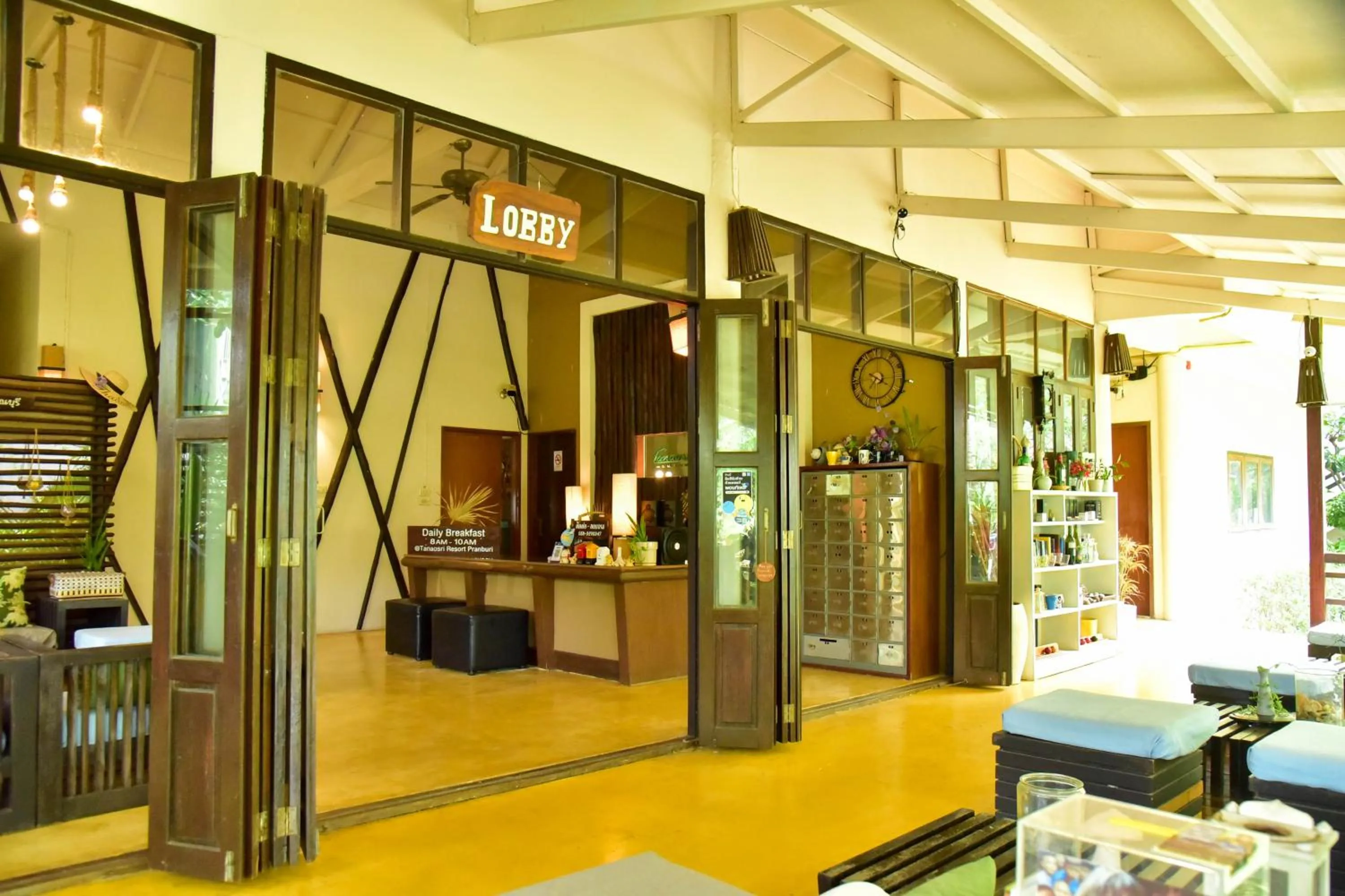 Lobby or reception in Tanaosri Resort Pranburi