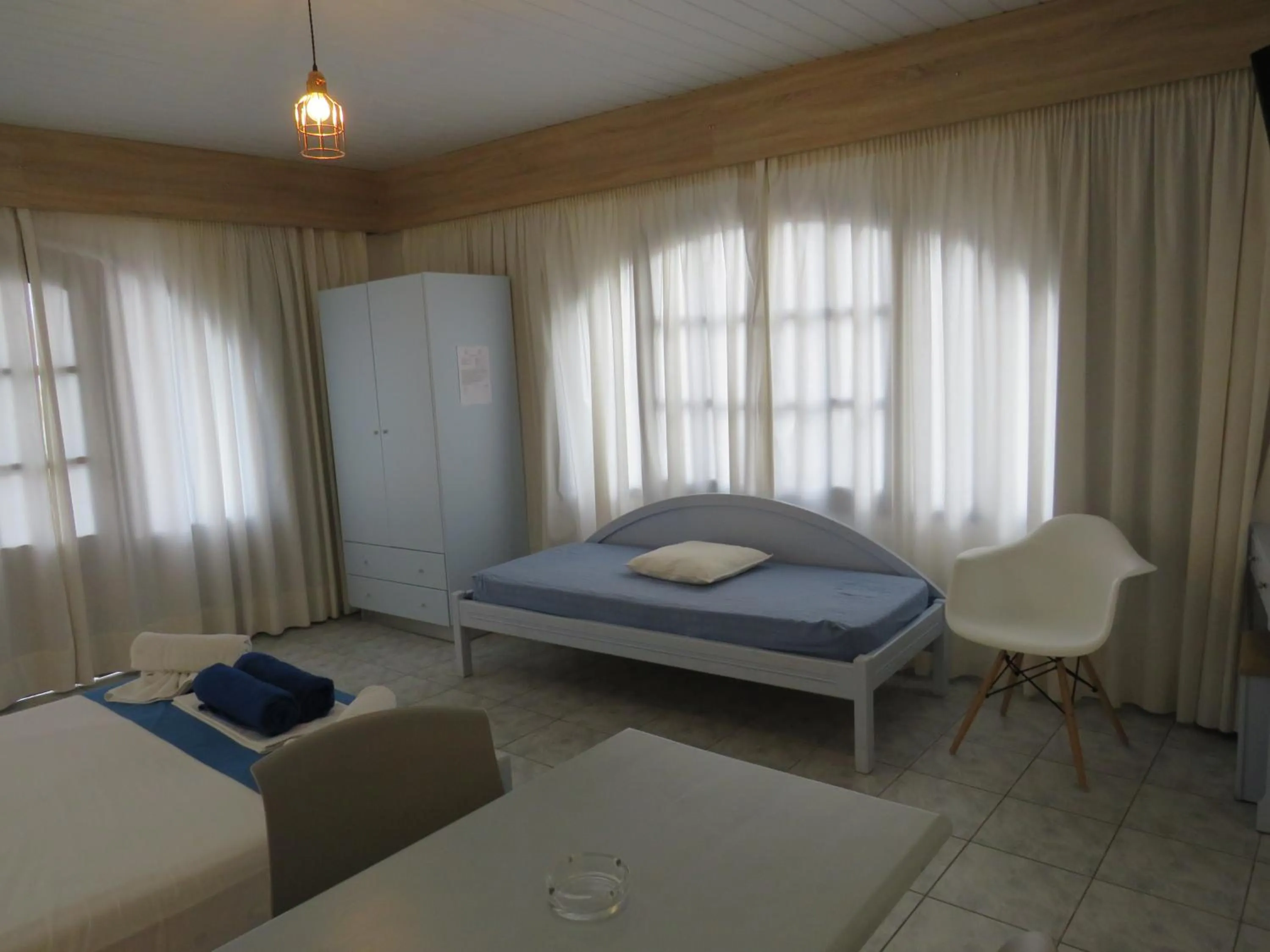 Bedroom, Bed in Blue Beach Villas Apartments