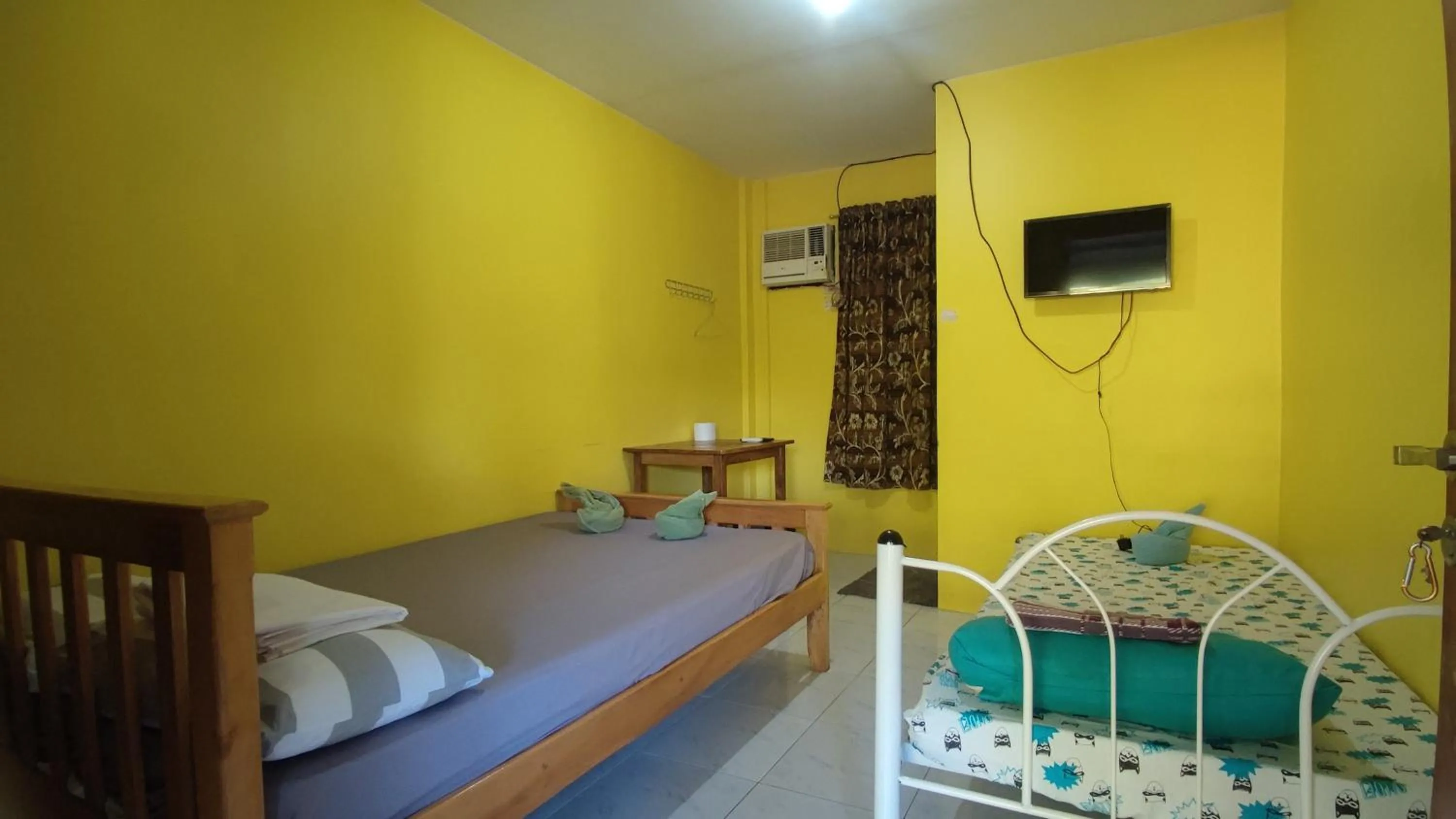 Bed in R & R (Rest & Relax) Guesthouse