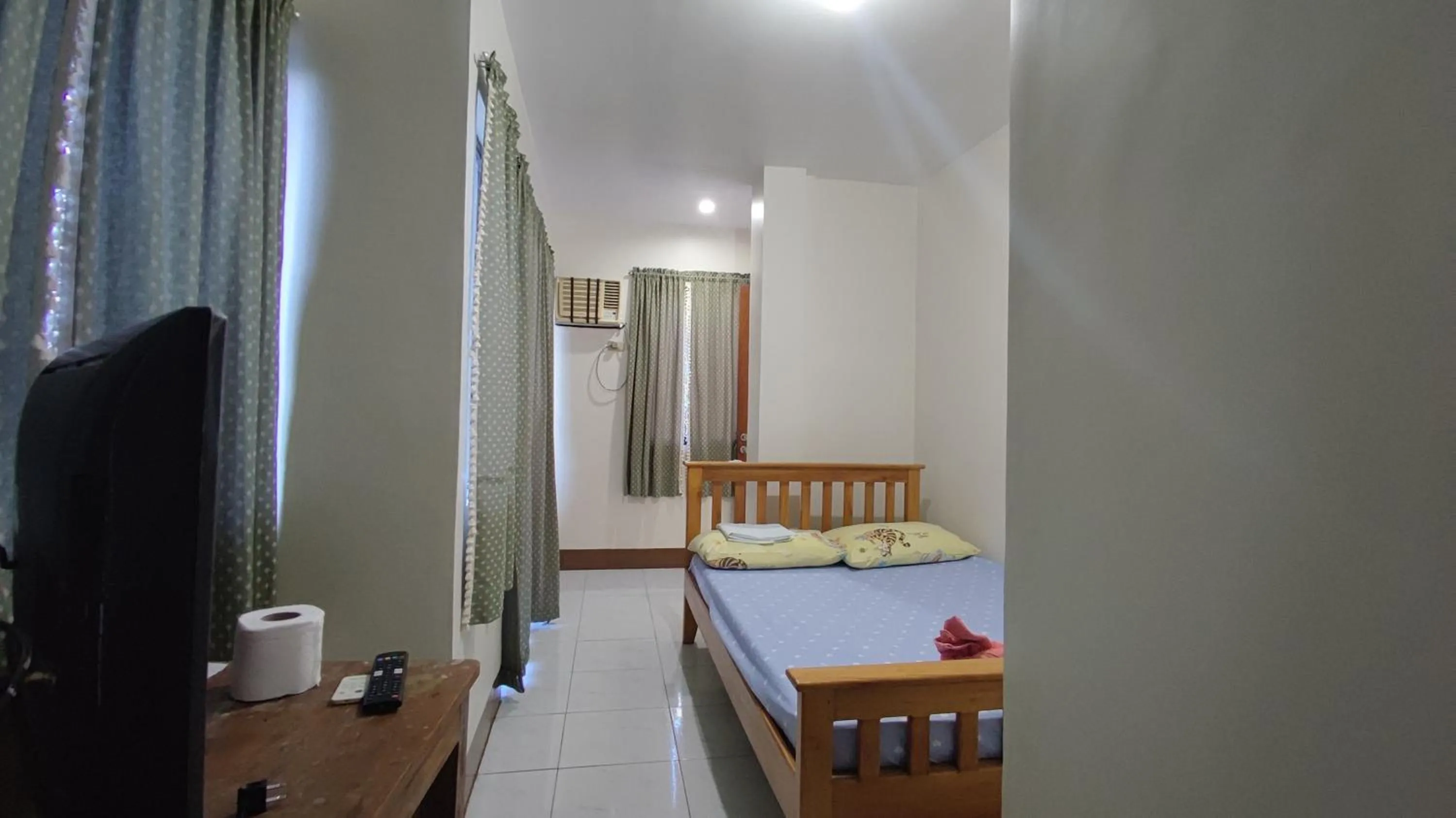 Bed in R & R (Rest & Relax) Guesthouse