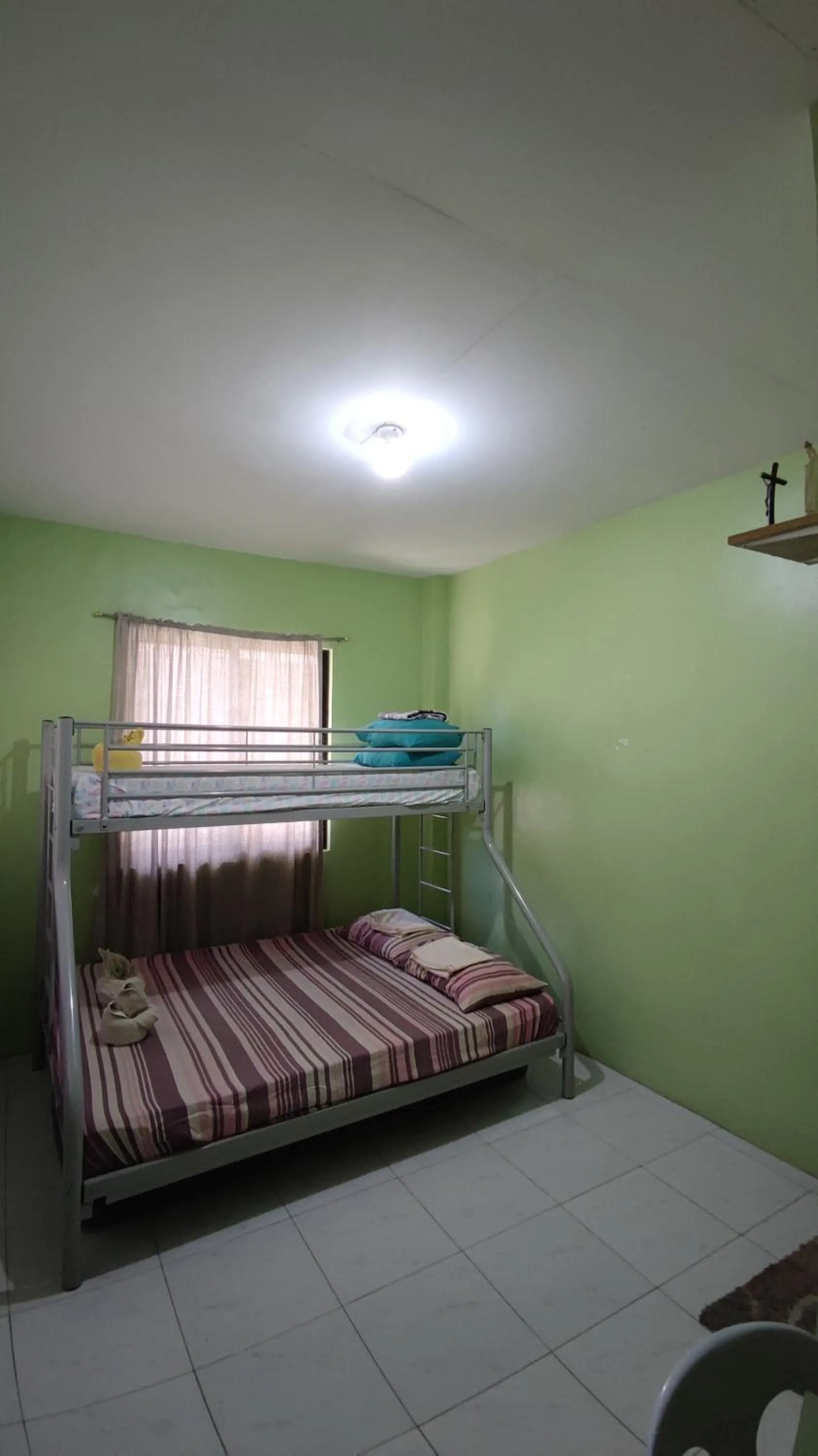 Bedroom, Bed in R & R (Rest & Relax) Guesthouse