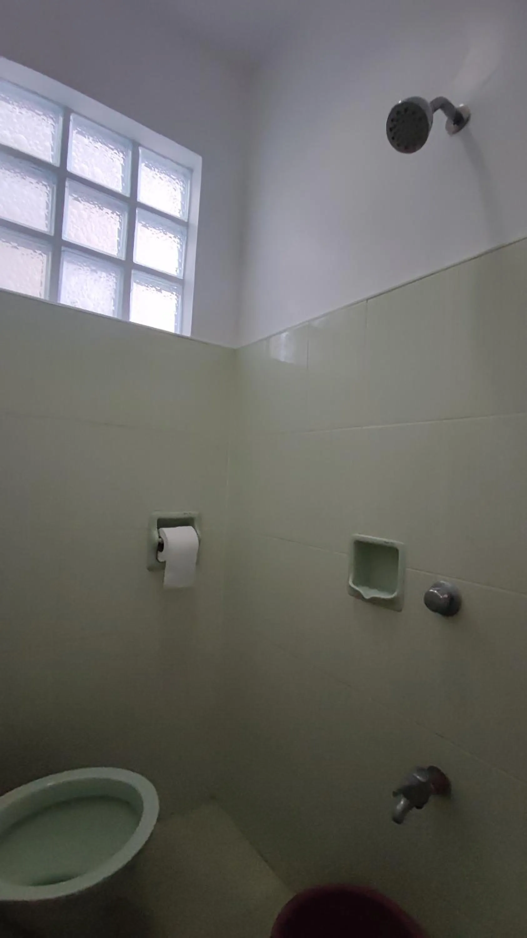Shower in R & R (Rest & Relax) Guesthouse
