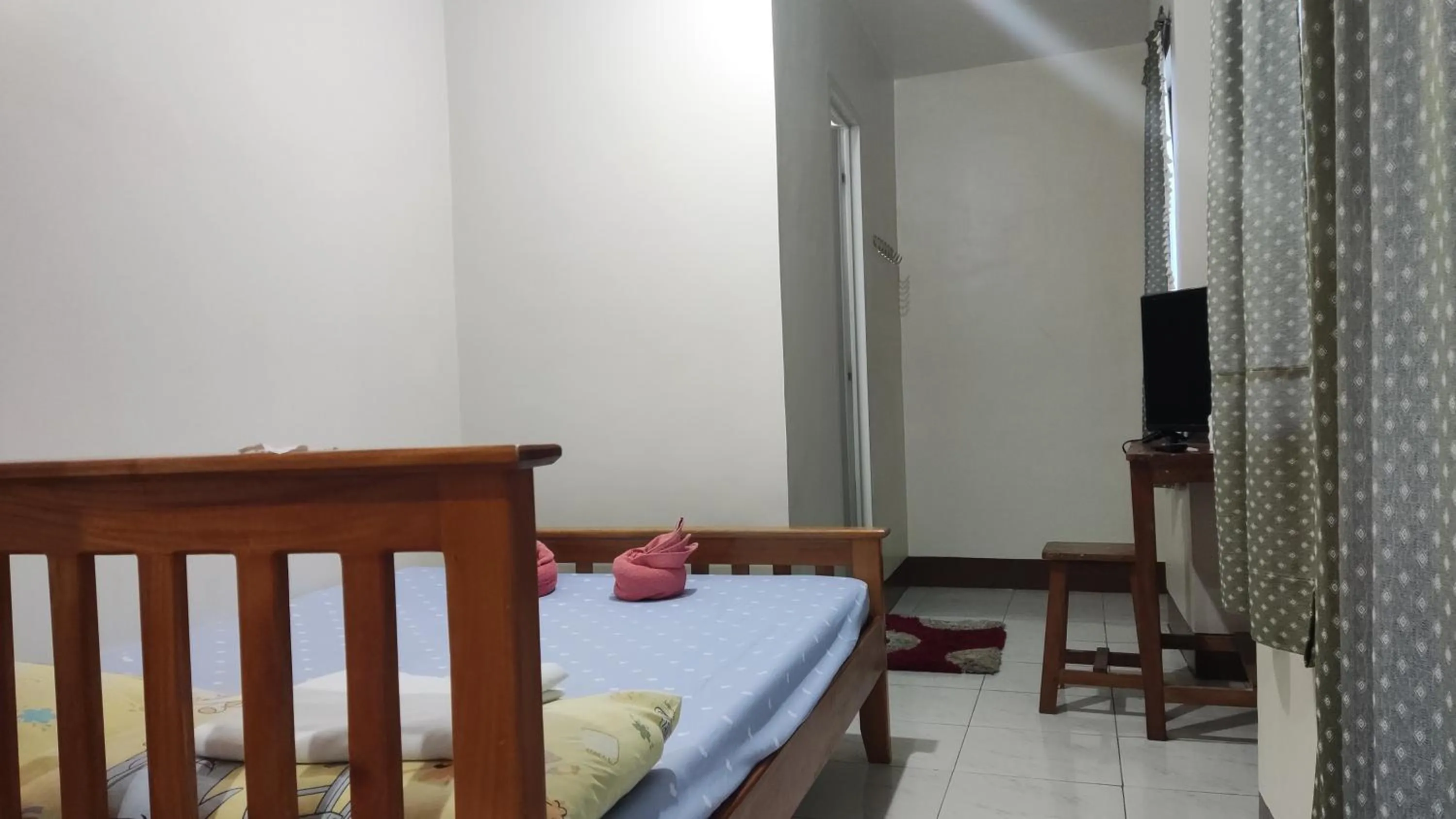 Bed in R & R (Rest & Relax) Guesthouse