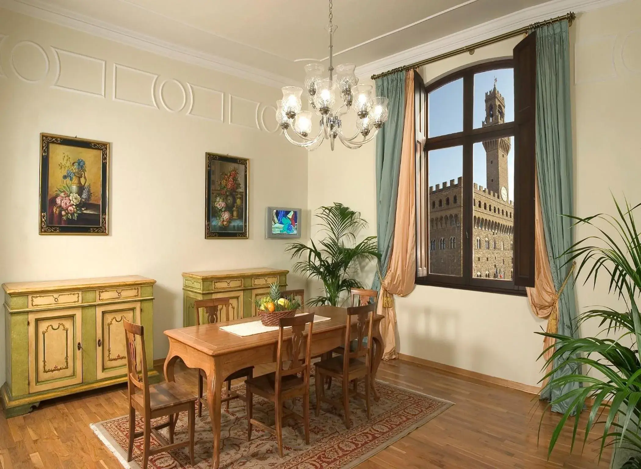 Donatello Penthouse Donatello Penthouse