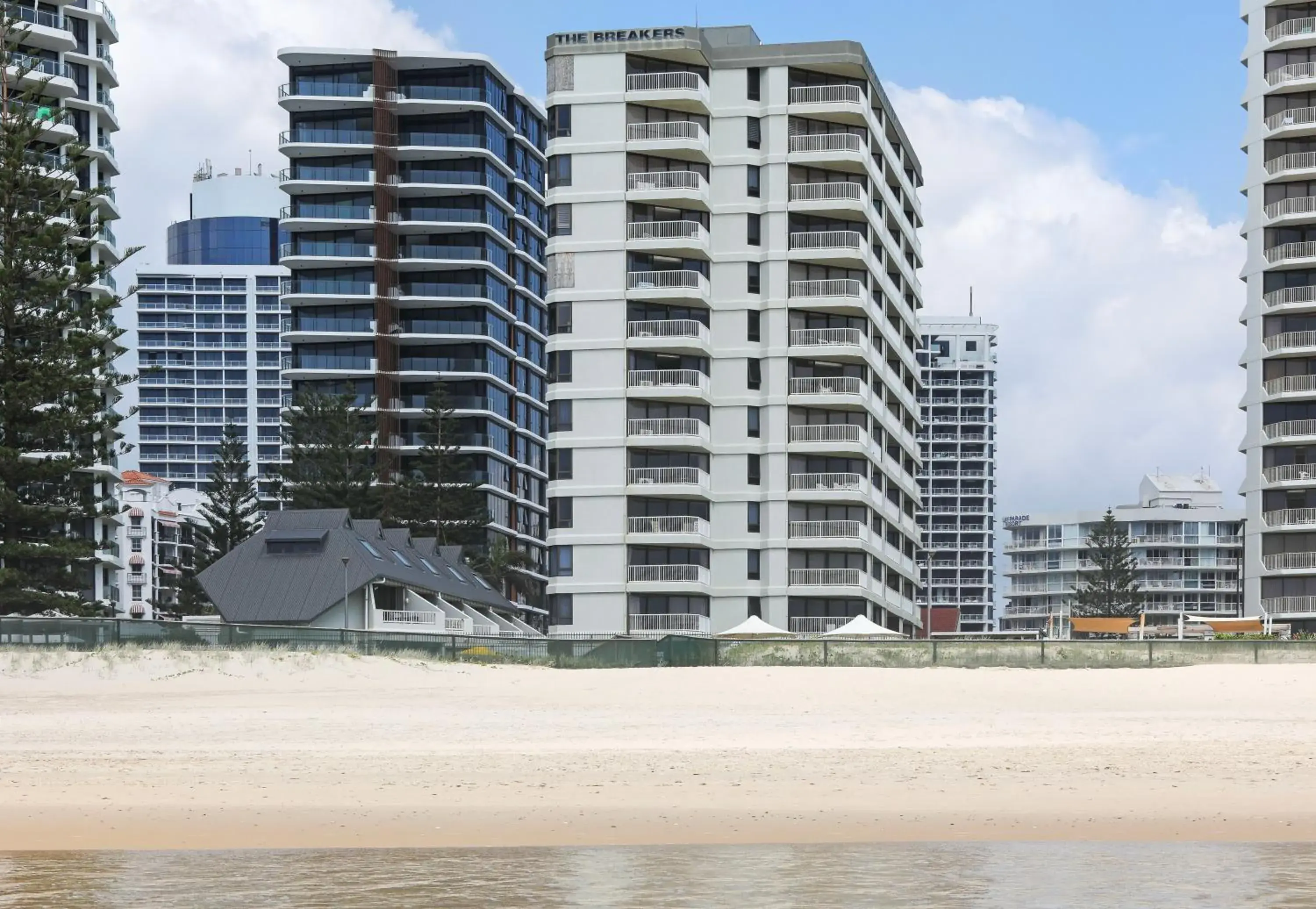 Property building in The Breakers Property building in The Breakers