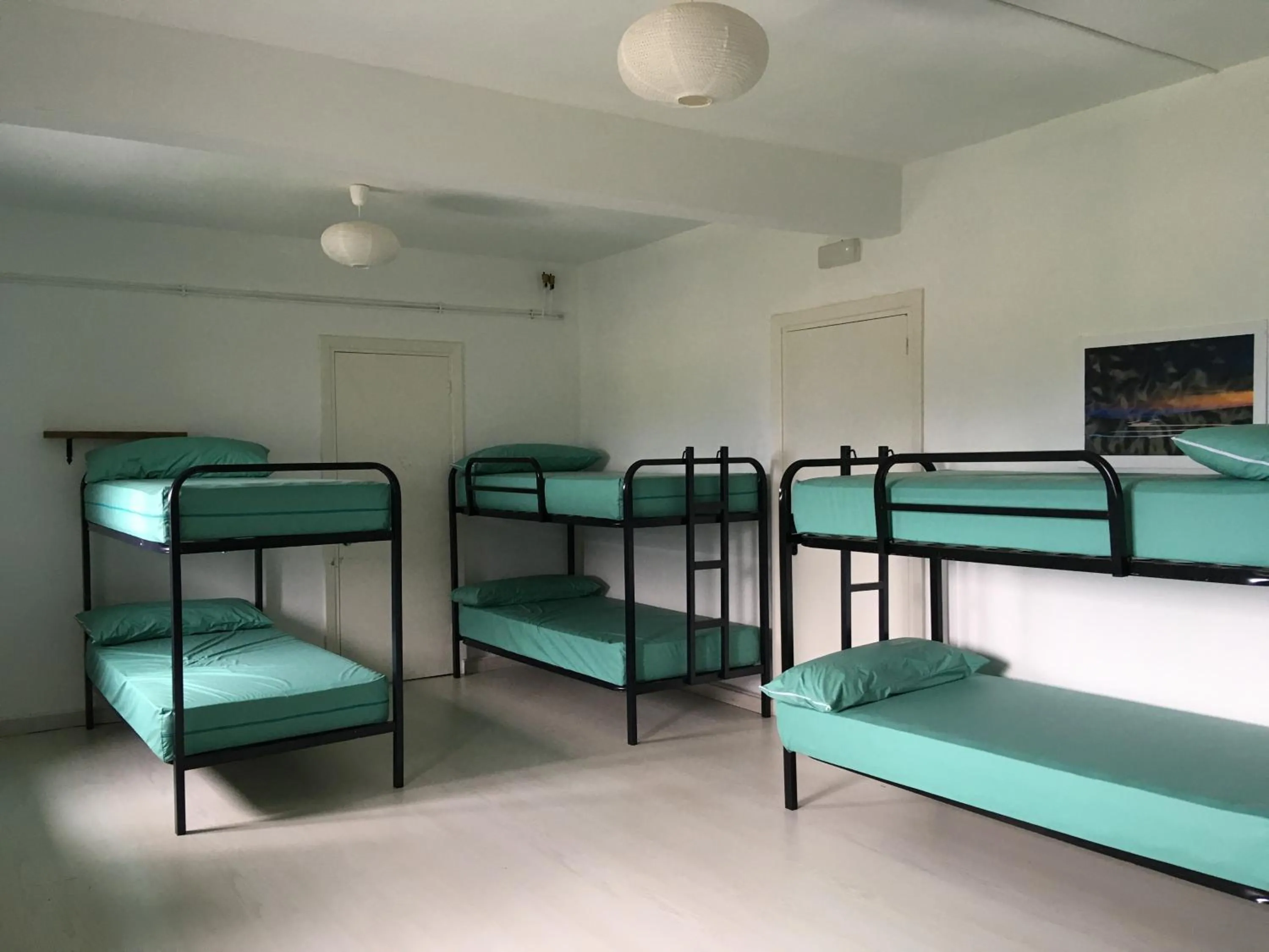 bunk bed, Bed in ABARAXKA HOSTEL Disfruta la Vía Verde del Urola hasta la Playa - Naturaleza Montañas y Riqueza Cultural