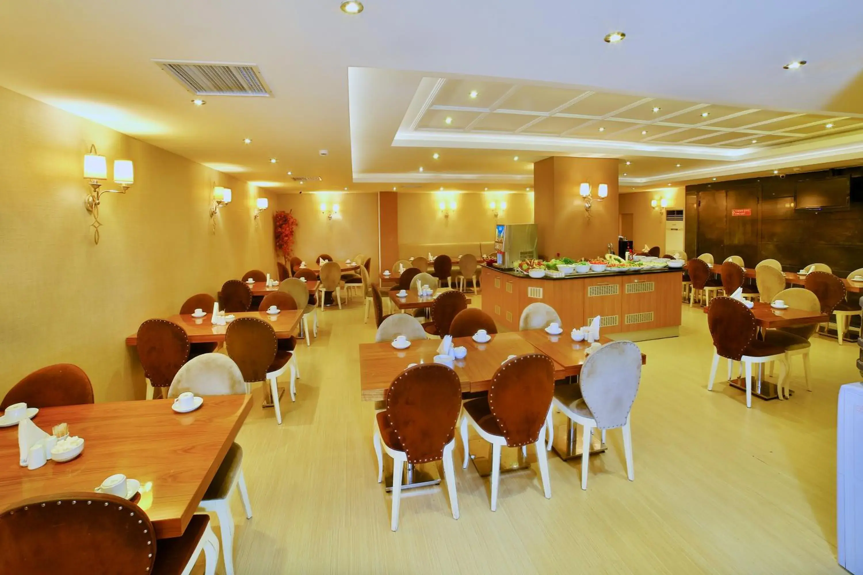 Restaurant/places to eat in Hotel Grand Emin Restaurant/places to eat in Hotel Grand Emin