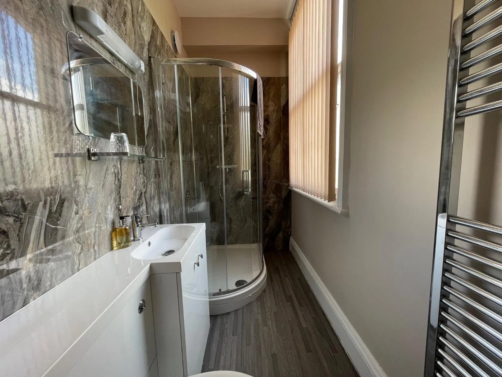 Bathroom in Carlton House Guesthouse