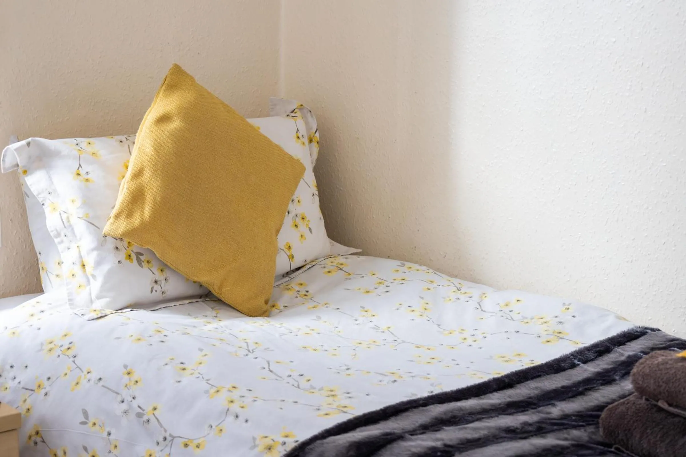Decorative detail, Bed in Carlton House Guesthouse