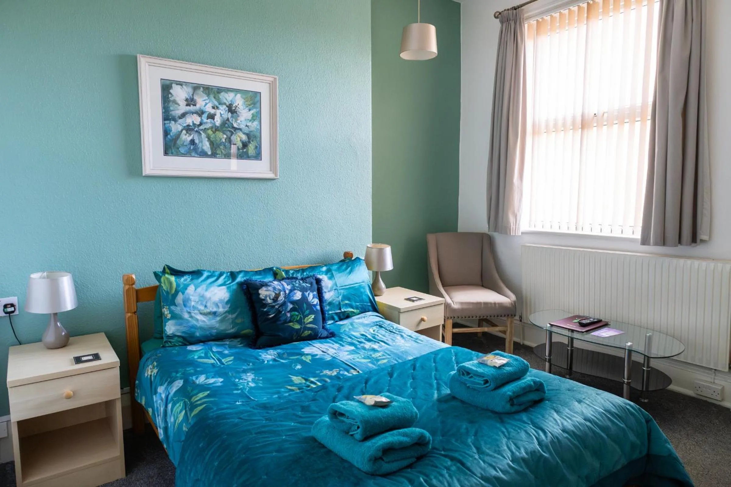 Bedroom, Bed in Carlton House Guesthouse