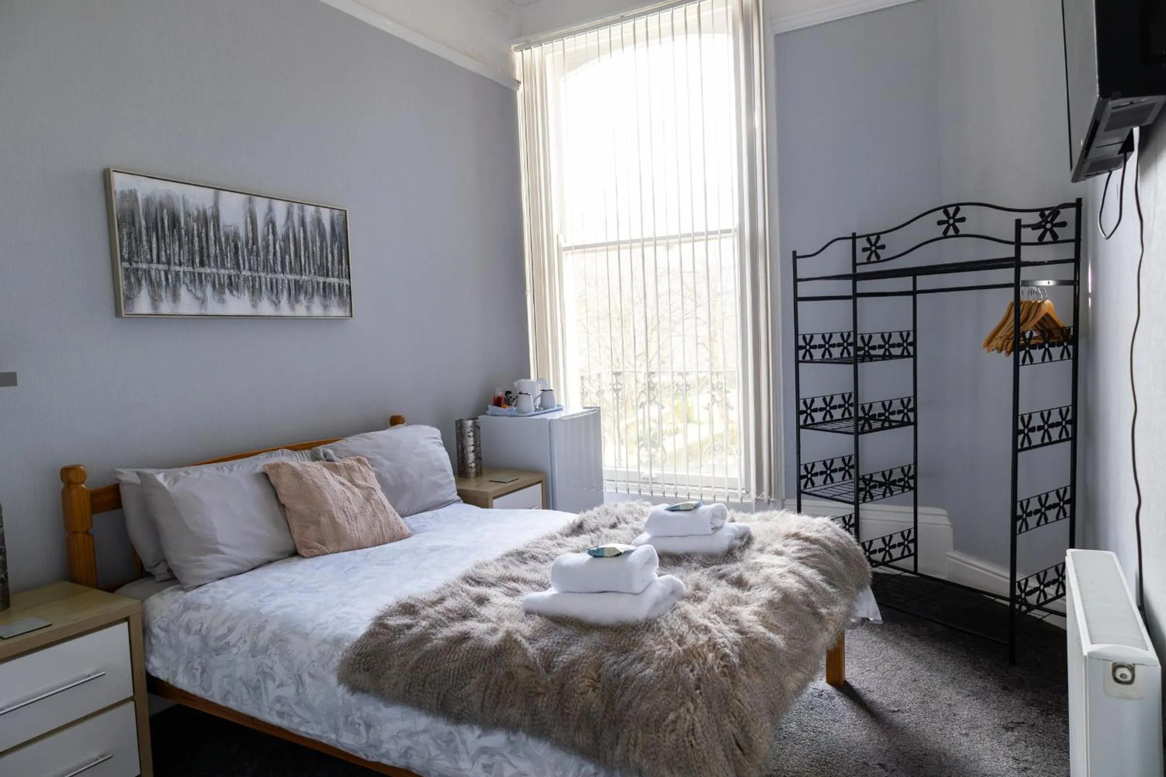 Bedroom, Bed in Carlton House Guesthouse