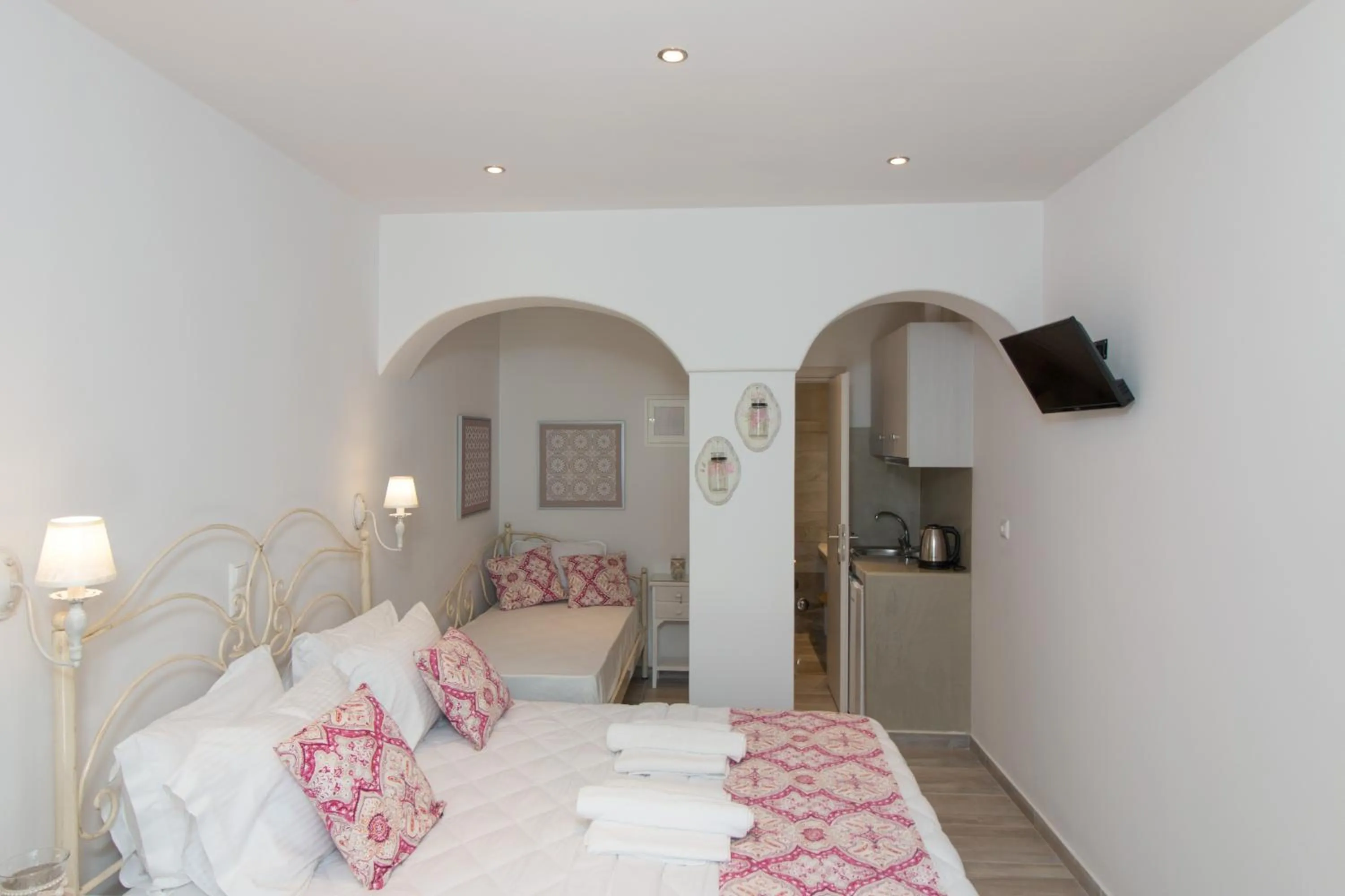 Bed in Relax Studios