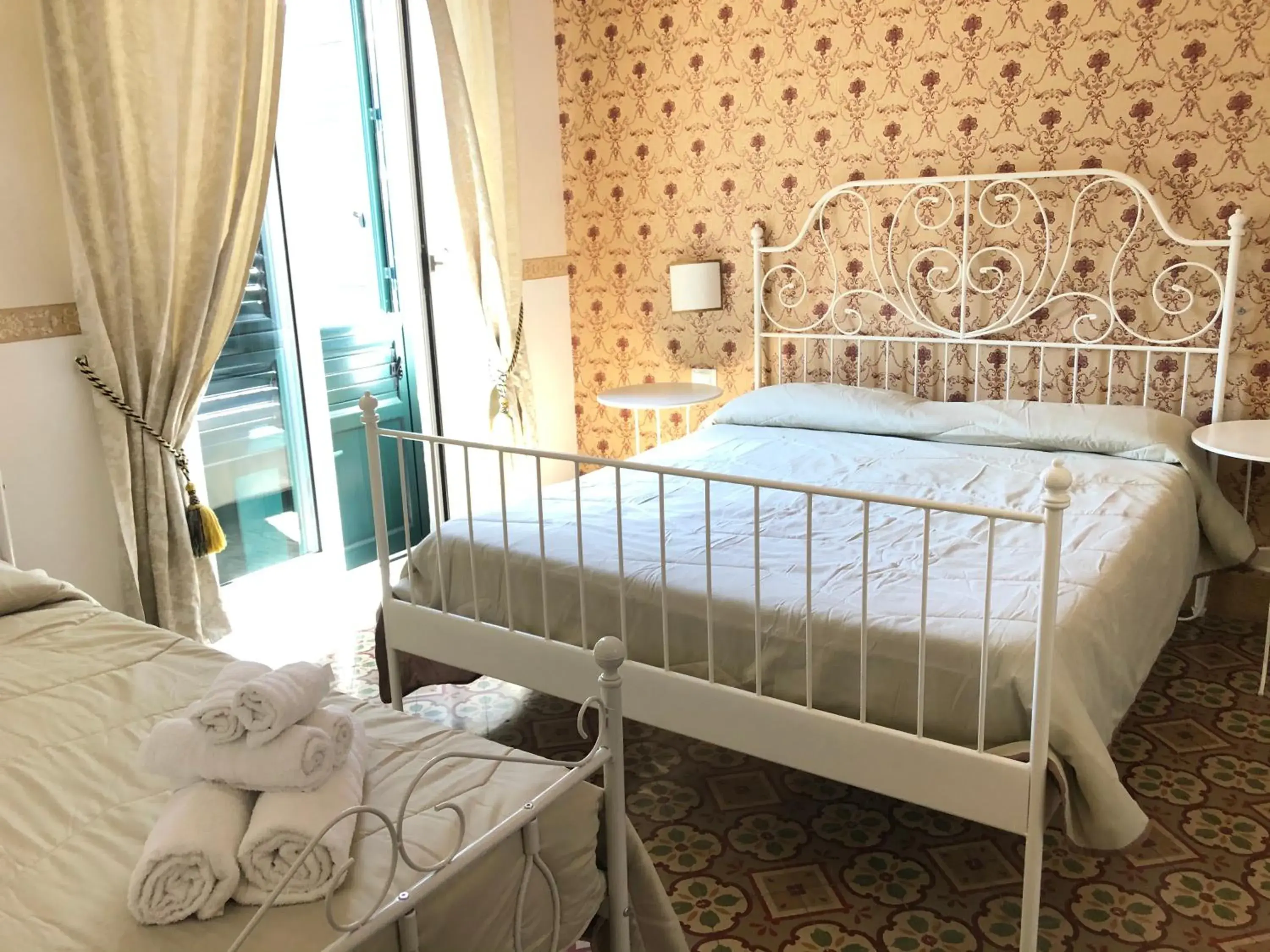 Triple Room in B&B Dimora Annulina Triple Room in B&B Dimora Annulina