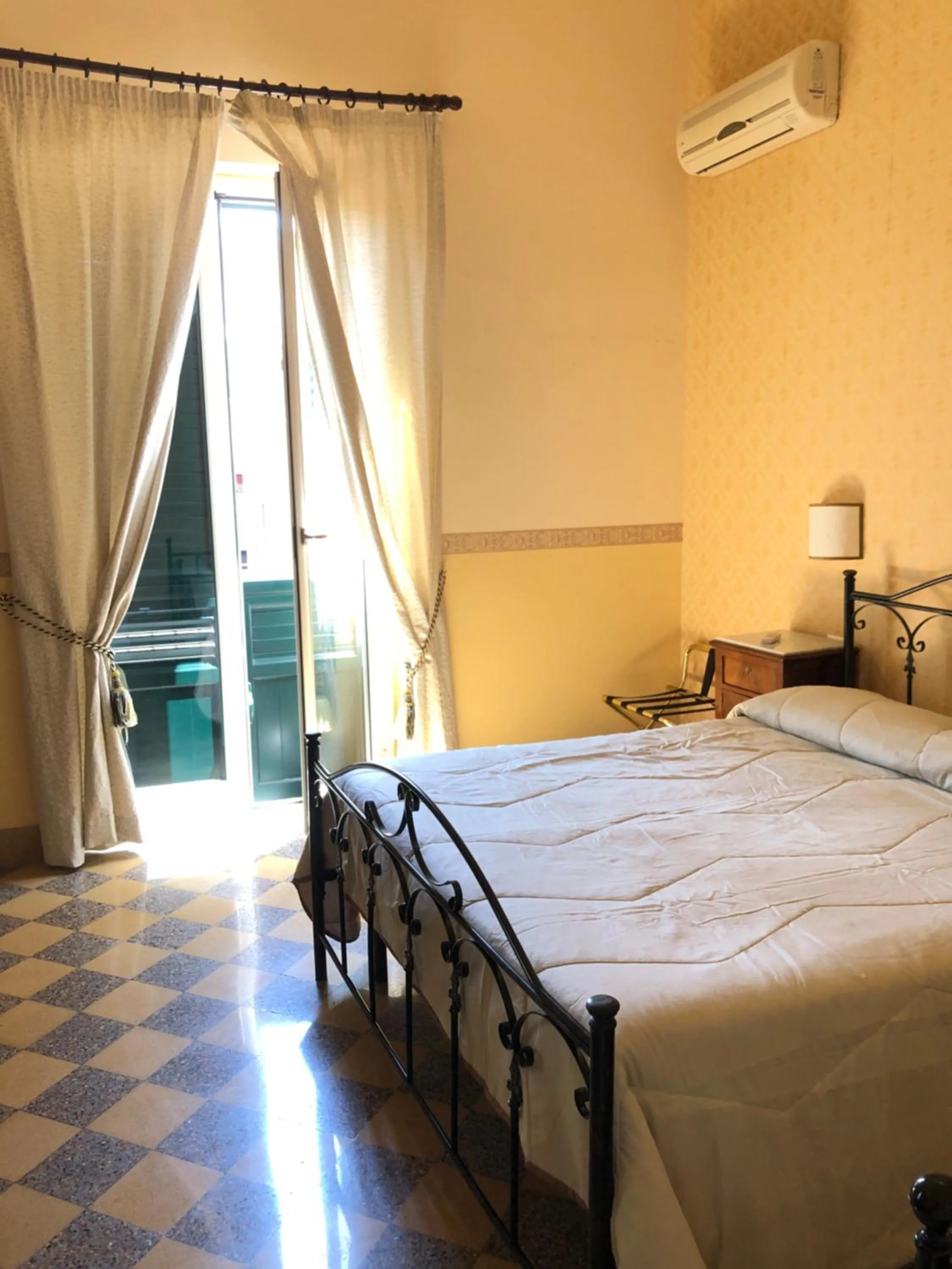 Double or Twin Room in B&B Dimora Annulina