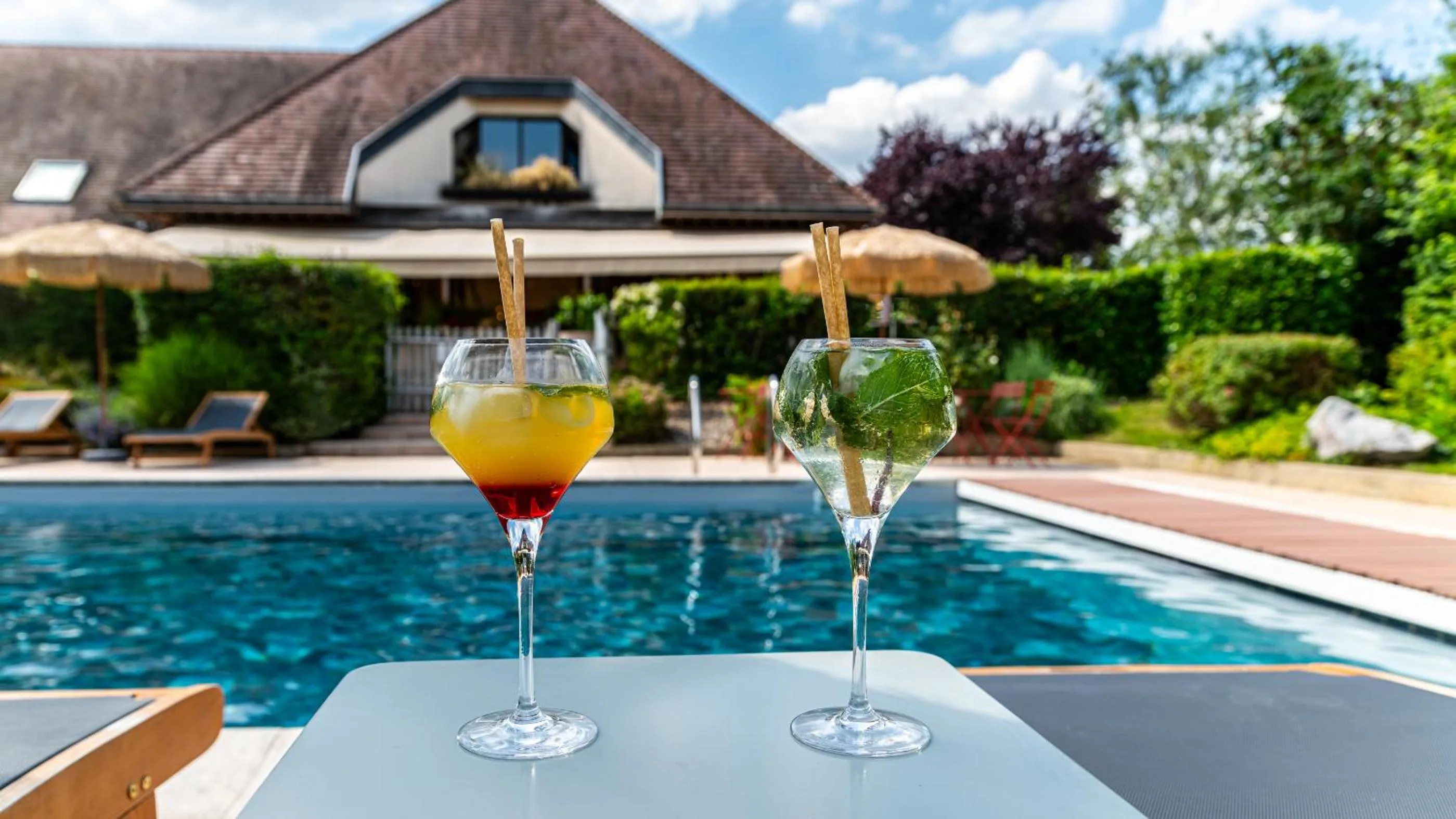 Swimming pool in Logis Hostellerie D'Aussois