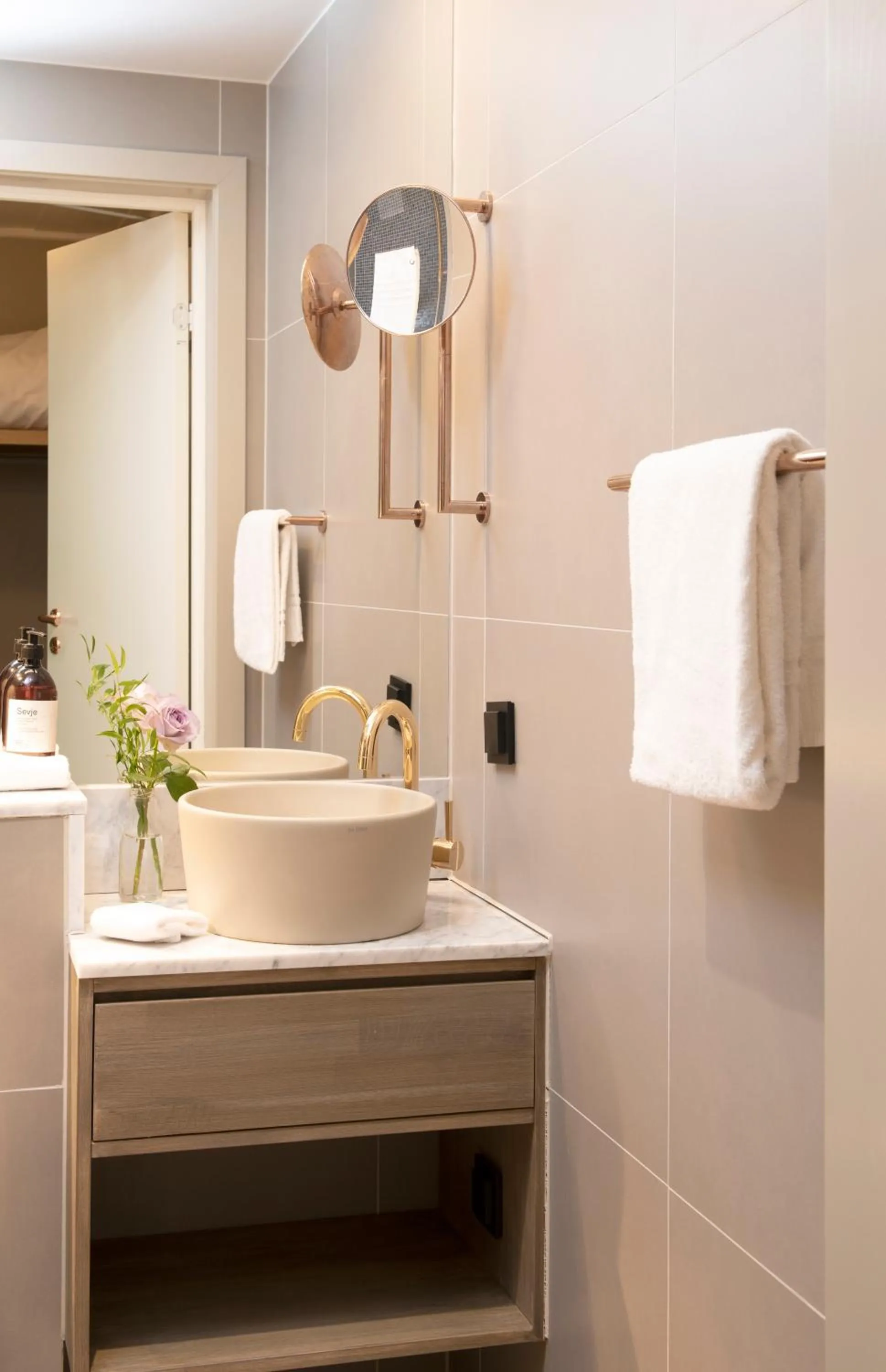 Bathroom in Lysebu Hotel