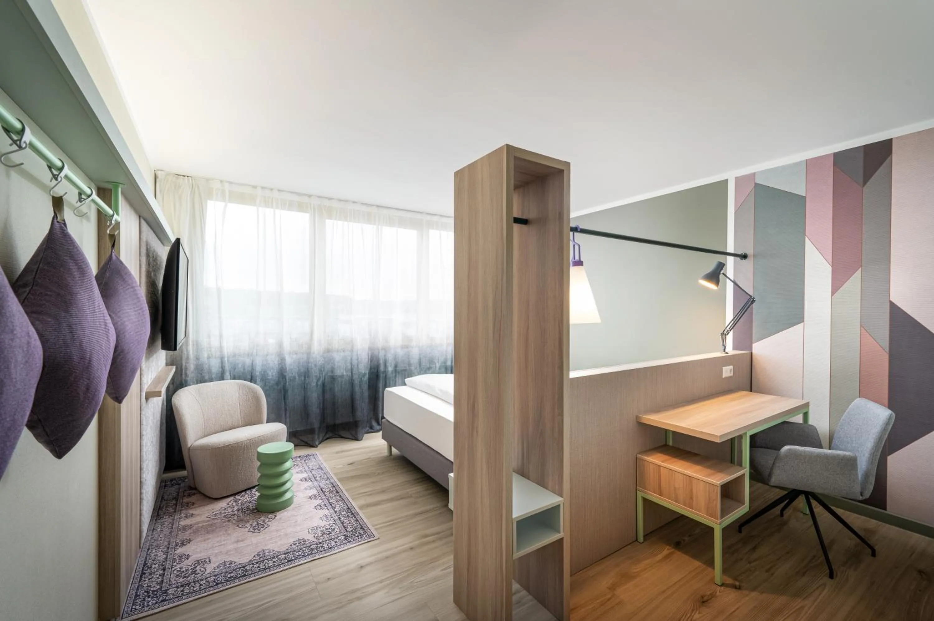 Photo of the whole room, Bed in elaya hotel stuttgart ludwigsburg ehemals Abacco by Rilano