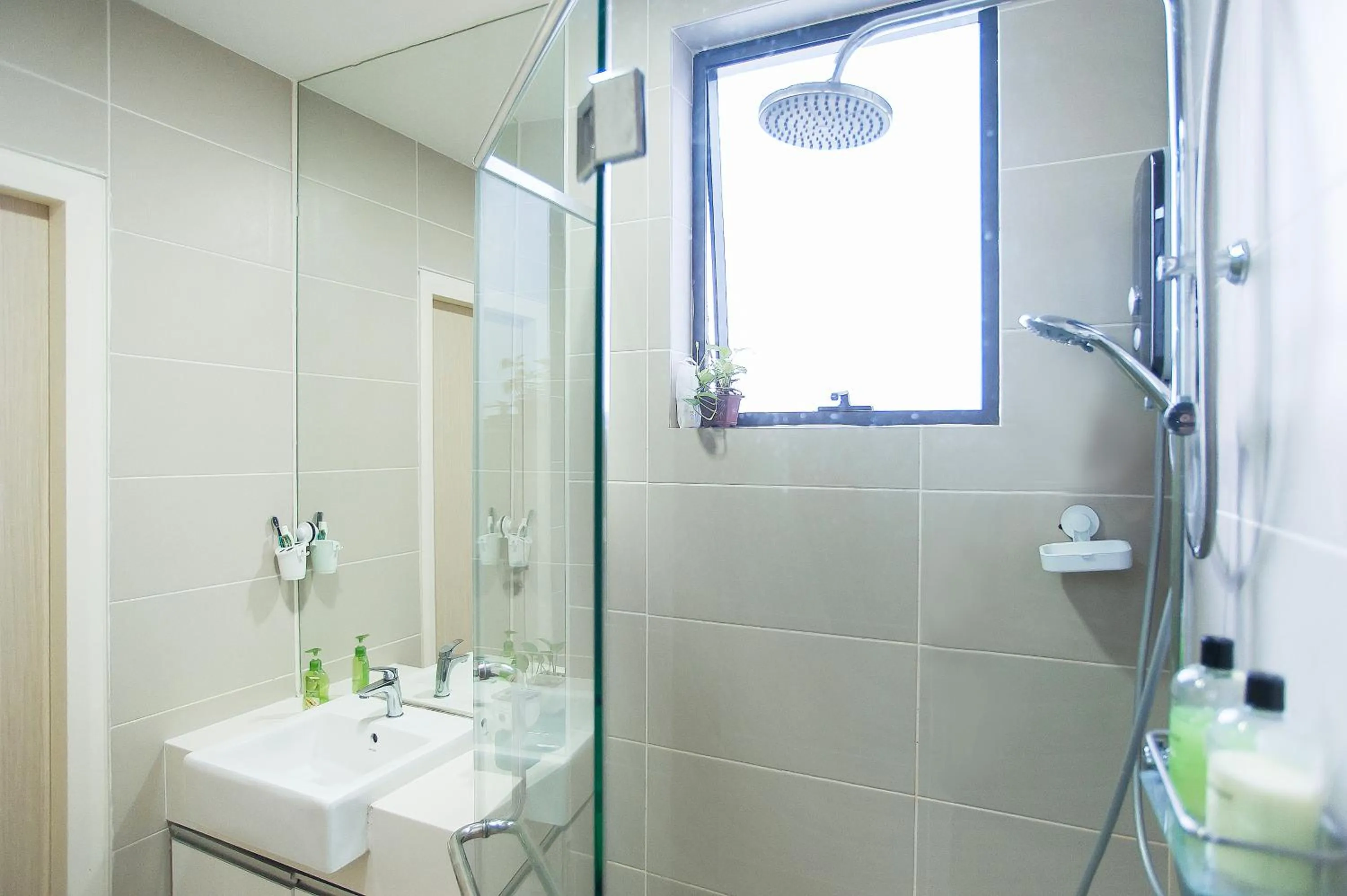 Shower in Takuro Homestay