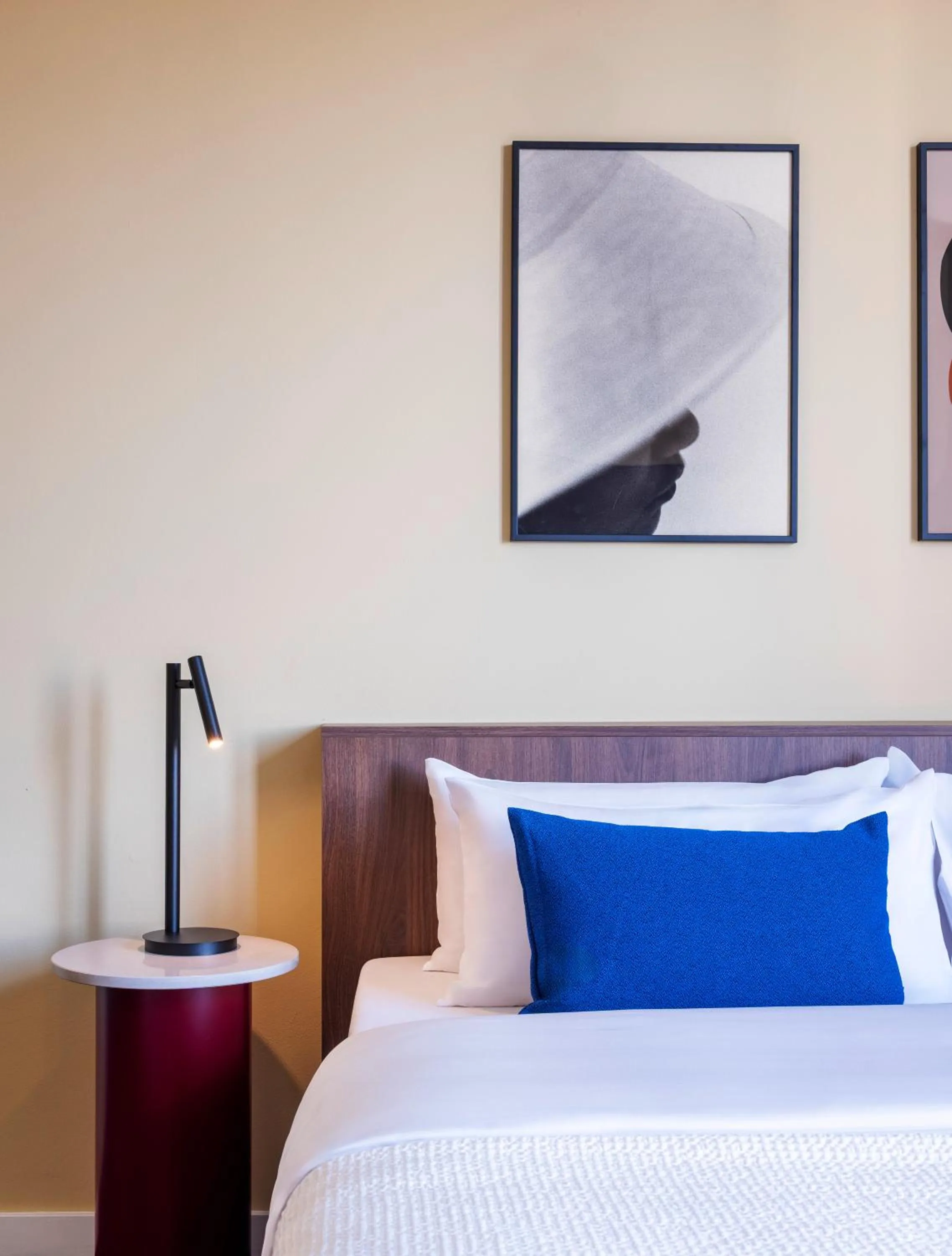 Bed in Numa Berlin Weinmeister