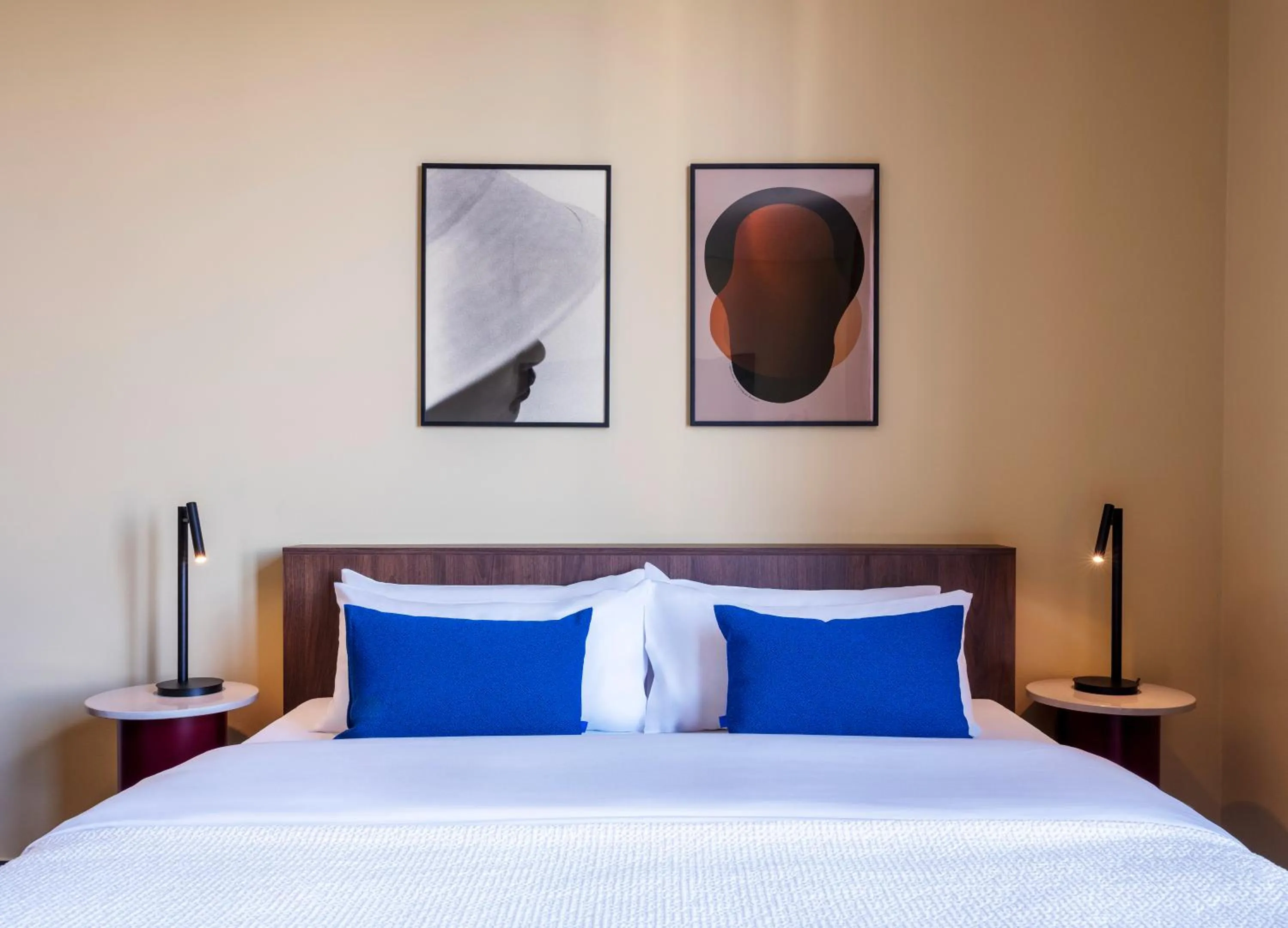 Bed in Numa Berlin Weinmeister