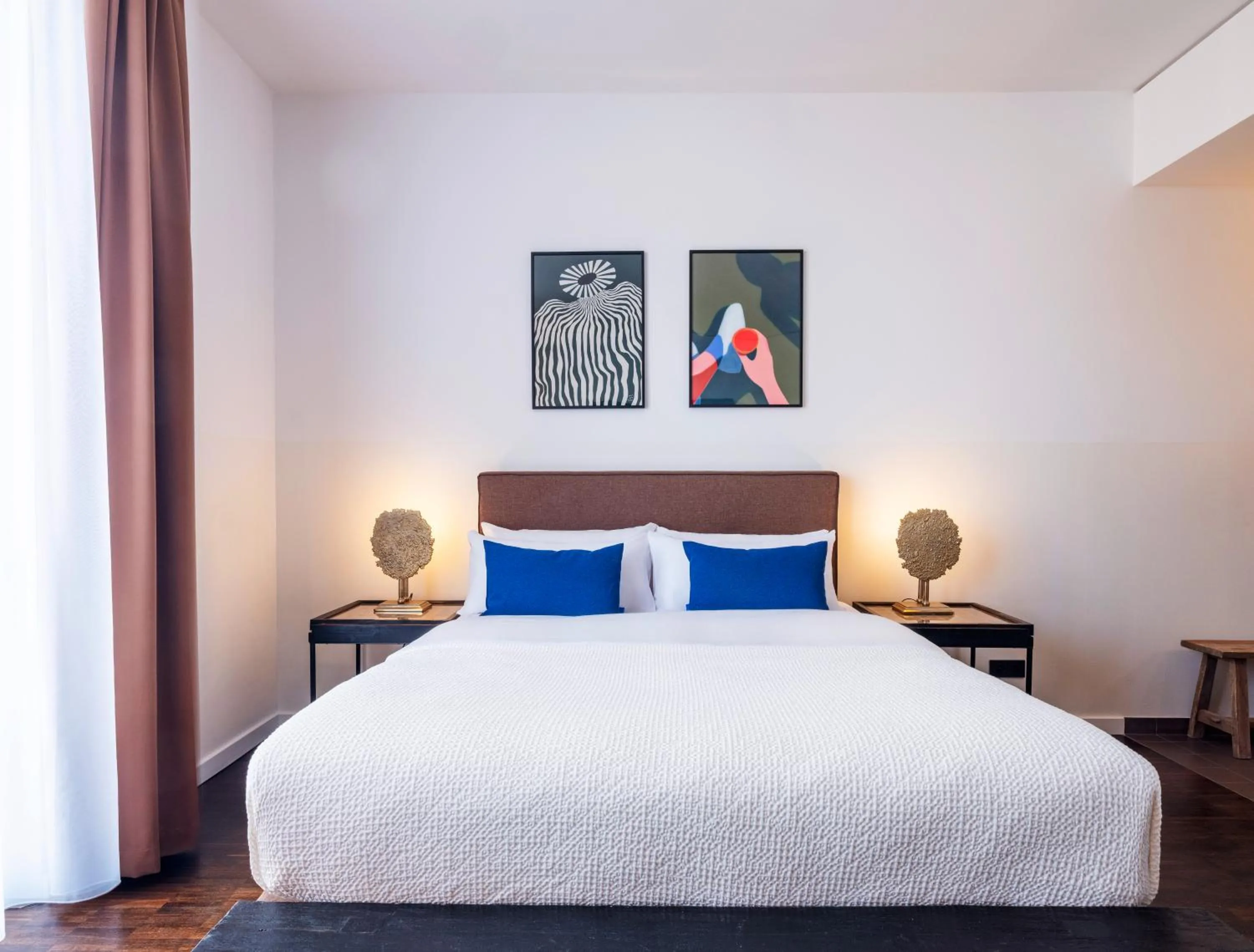 Bed in Numa Berlin Weinmeister