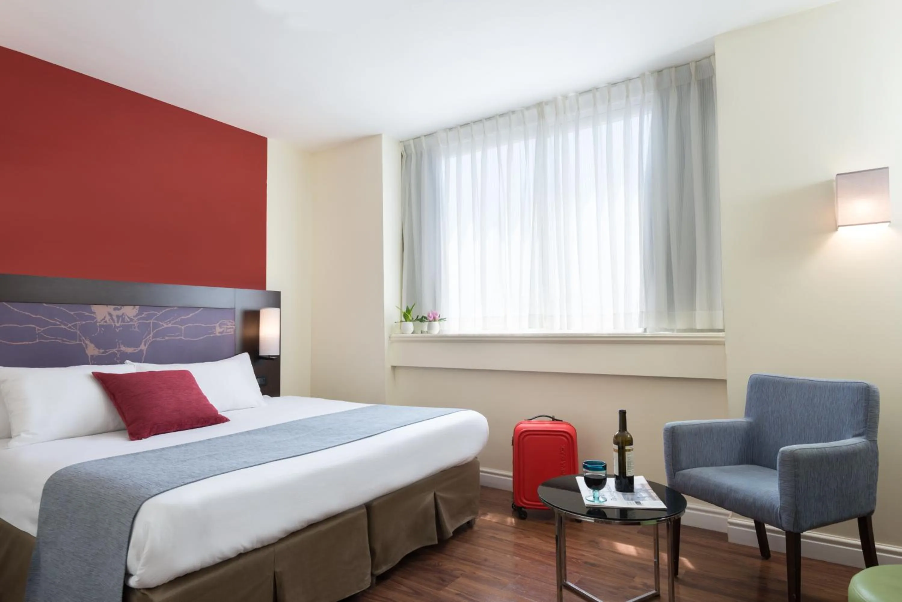 Living room in Leonardo Beach Tel Aviv