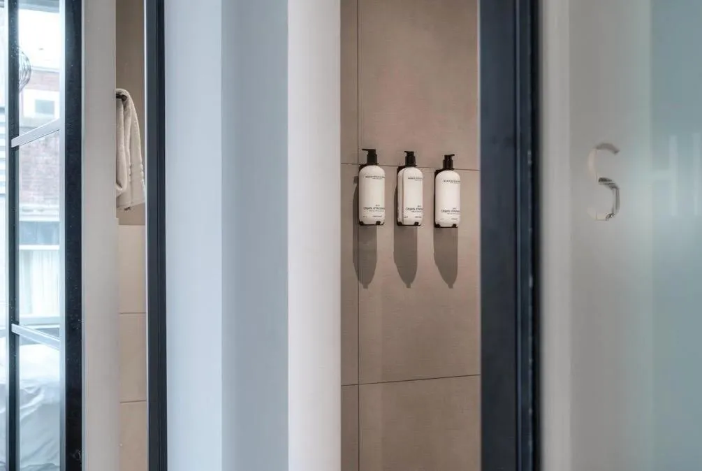 Shower in Boutique Hotel Lumiere